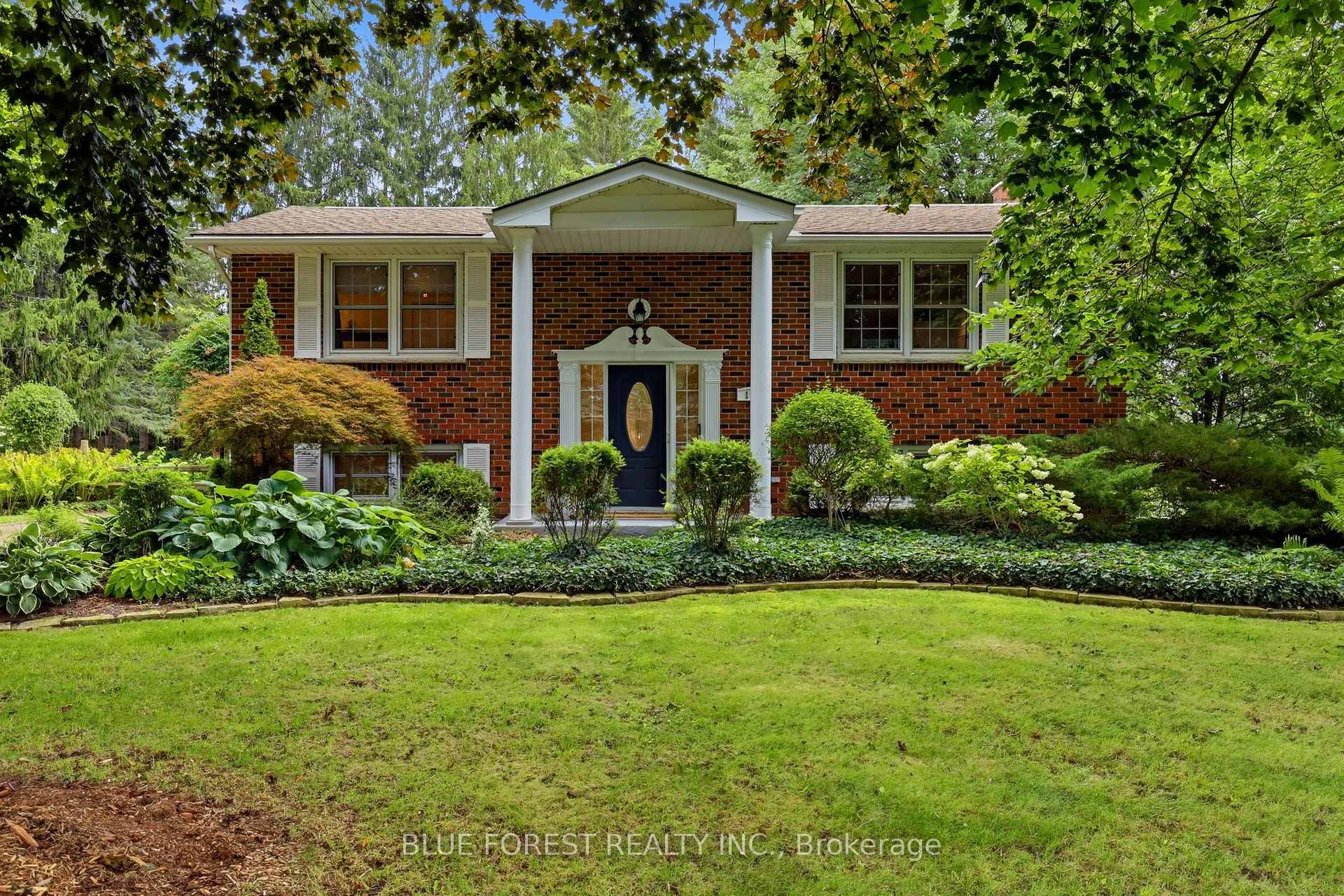 Photo 1 of 111 Arthur Street, Middlesex Centre, Komoka — HOMEH