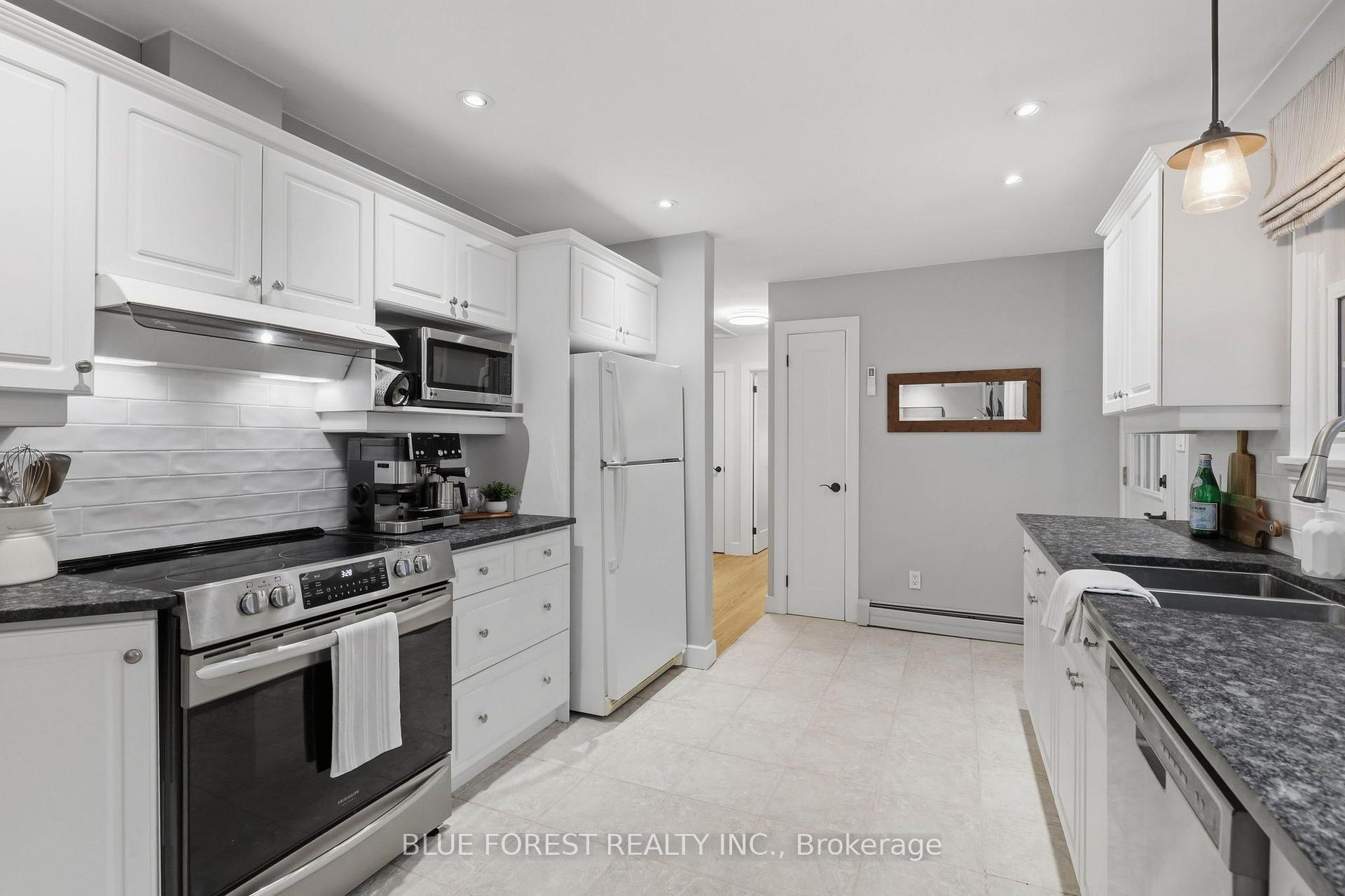 Photo 10 of 111 Arthur Street, Middlesex Centre, Komoka — HOMEH
