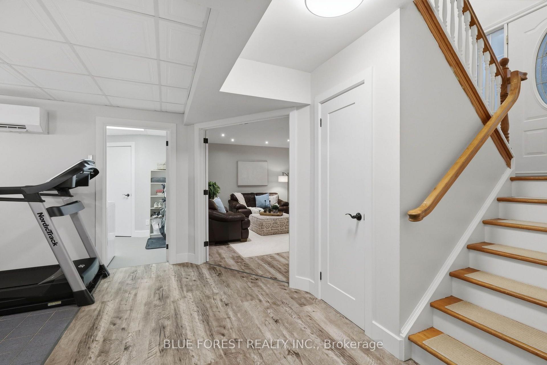 Photo 17 of 111 Arthur Street, Middlesex Centre, Komoka — HOMEH