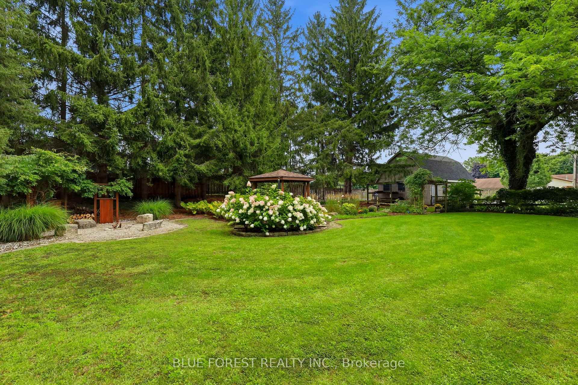 Photo 32 of 111 Arthur Street, Middlesex Centre, Komoka — HOMEH