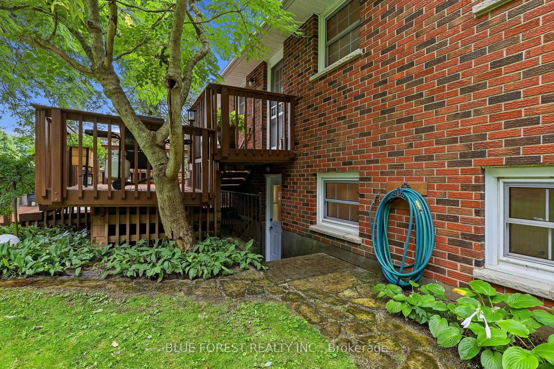 Photo 43 of 111 Arthur Street, Middlesex Centre, Komoka — HOMEH