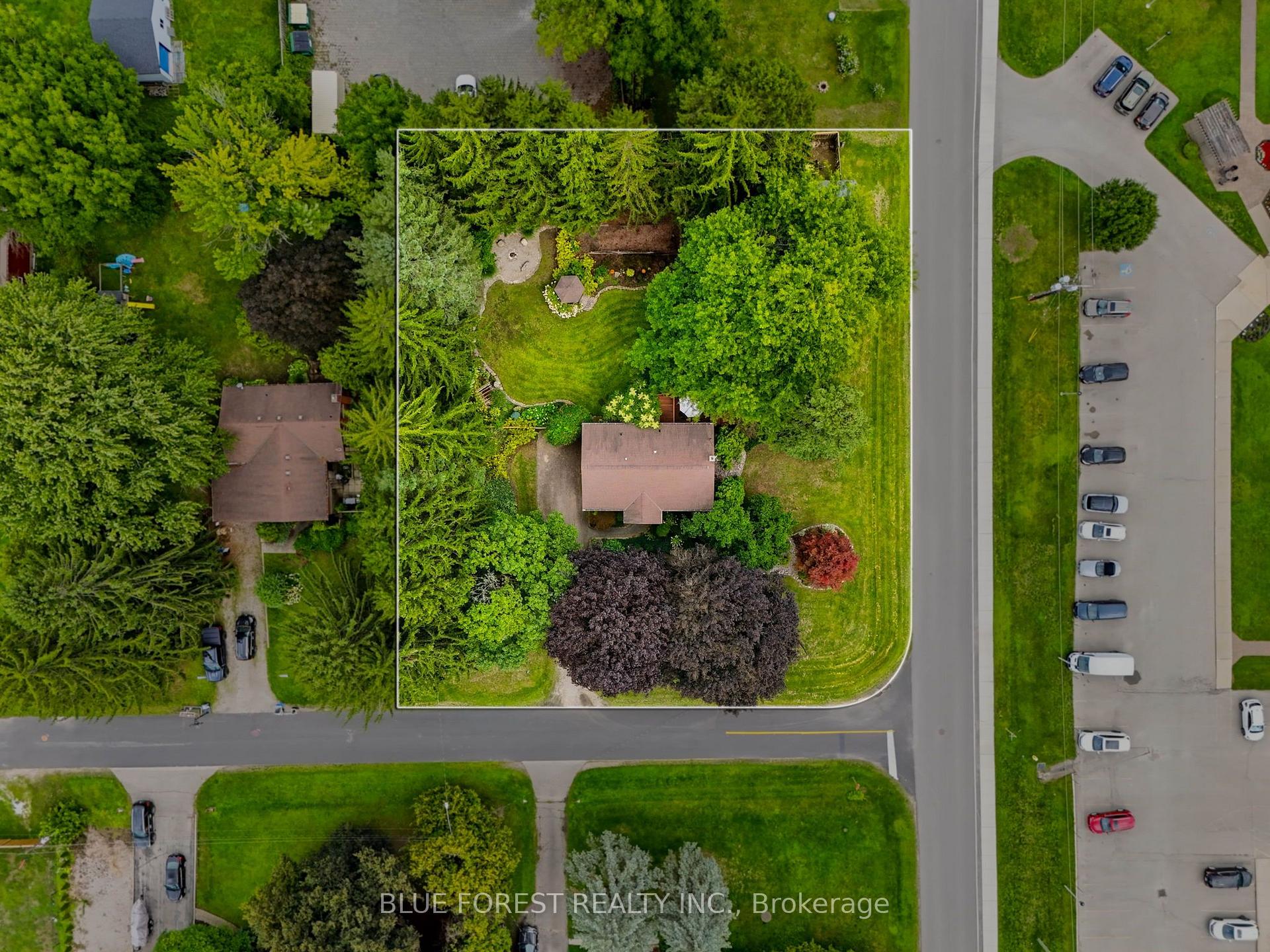 Photo 44 of 111 Arthur Street, Middlesex Centre, Komoka — HOMEH