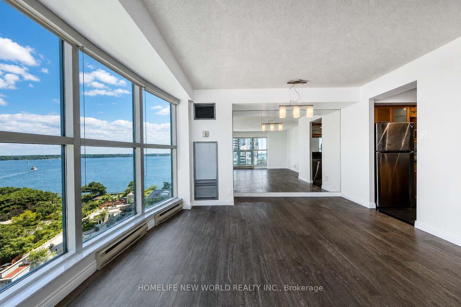 Photo 6 of Unit 1602, 77 Harbour Square, Toronto, Waterfront Communities — HOMEH