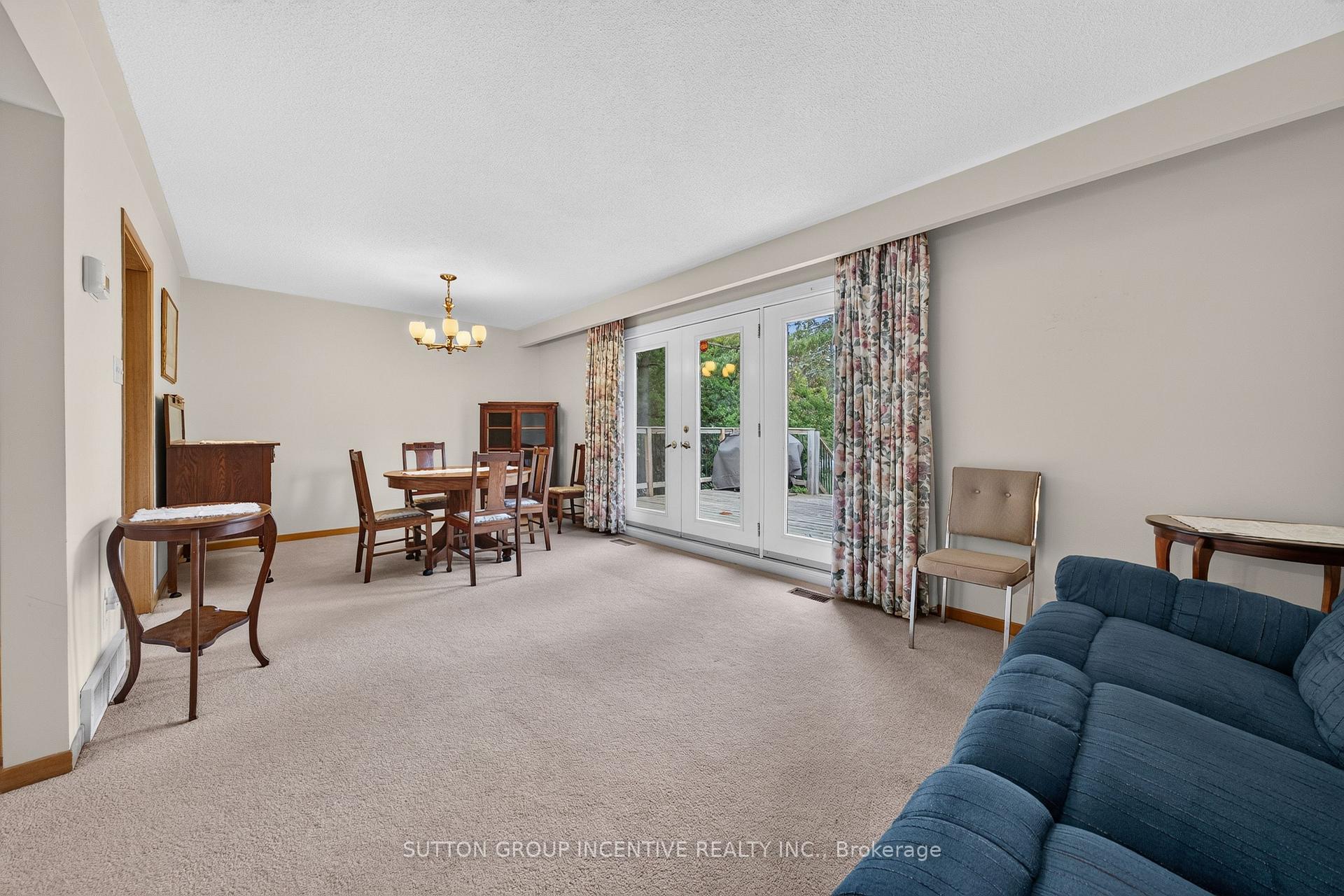 Photo 10 of 80 Shirley Avenue, Barrie, Sunnidale — HOMEH