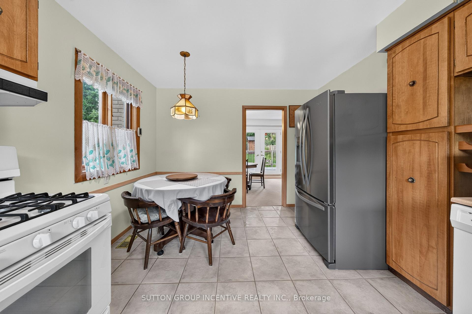 Photo 14 of 80 Shirley Avenue, Barrie, Sunnidale — HOMEH