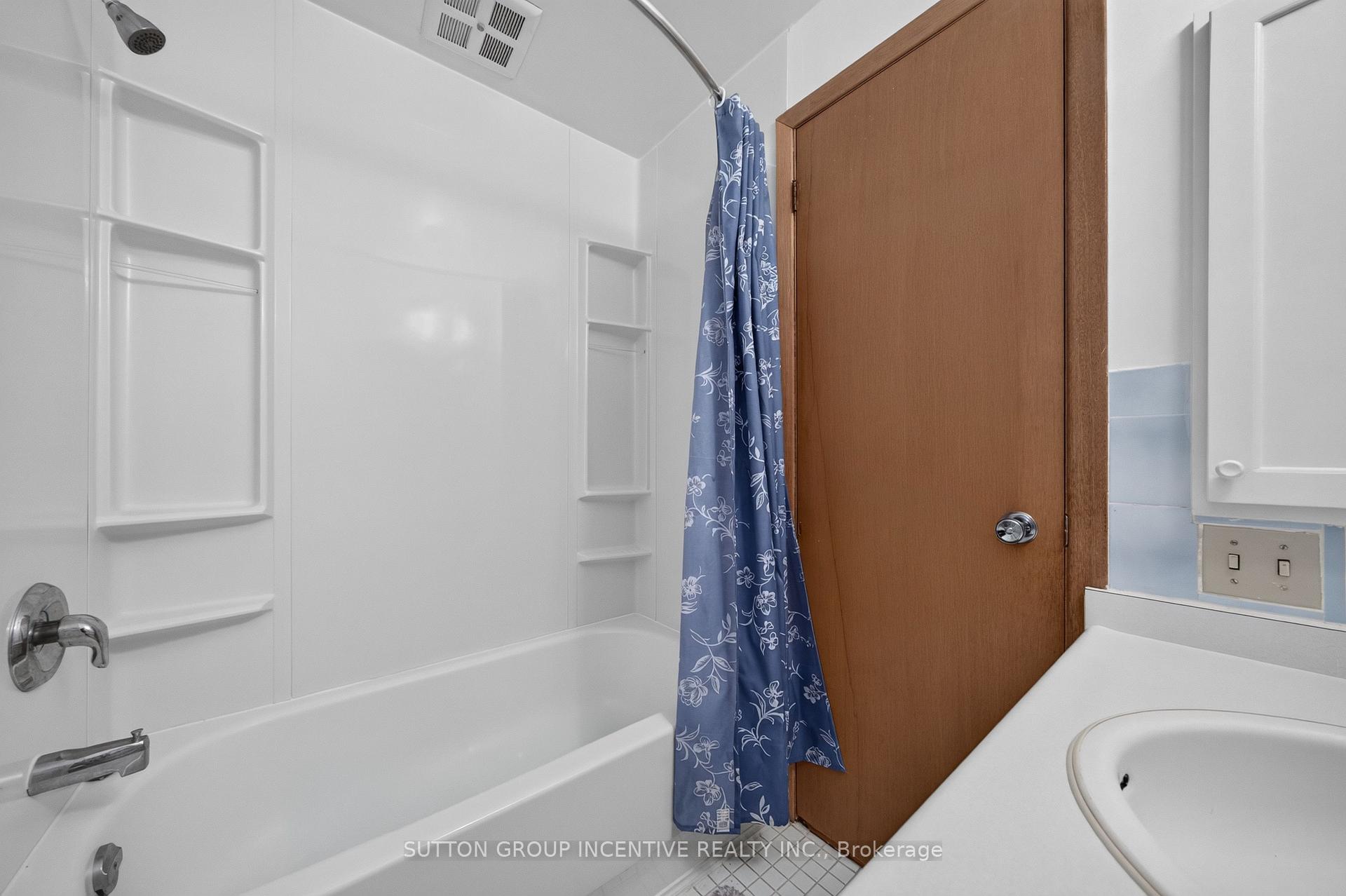 Photo 25 of 80 Shirley Avenue, Barrie, Sunnidale — HOMEH