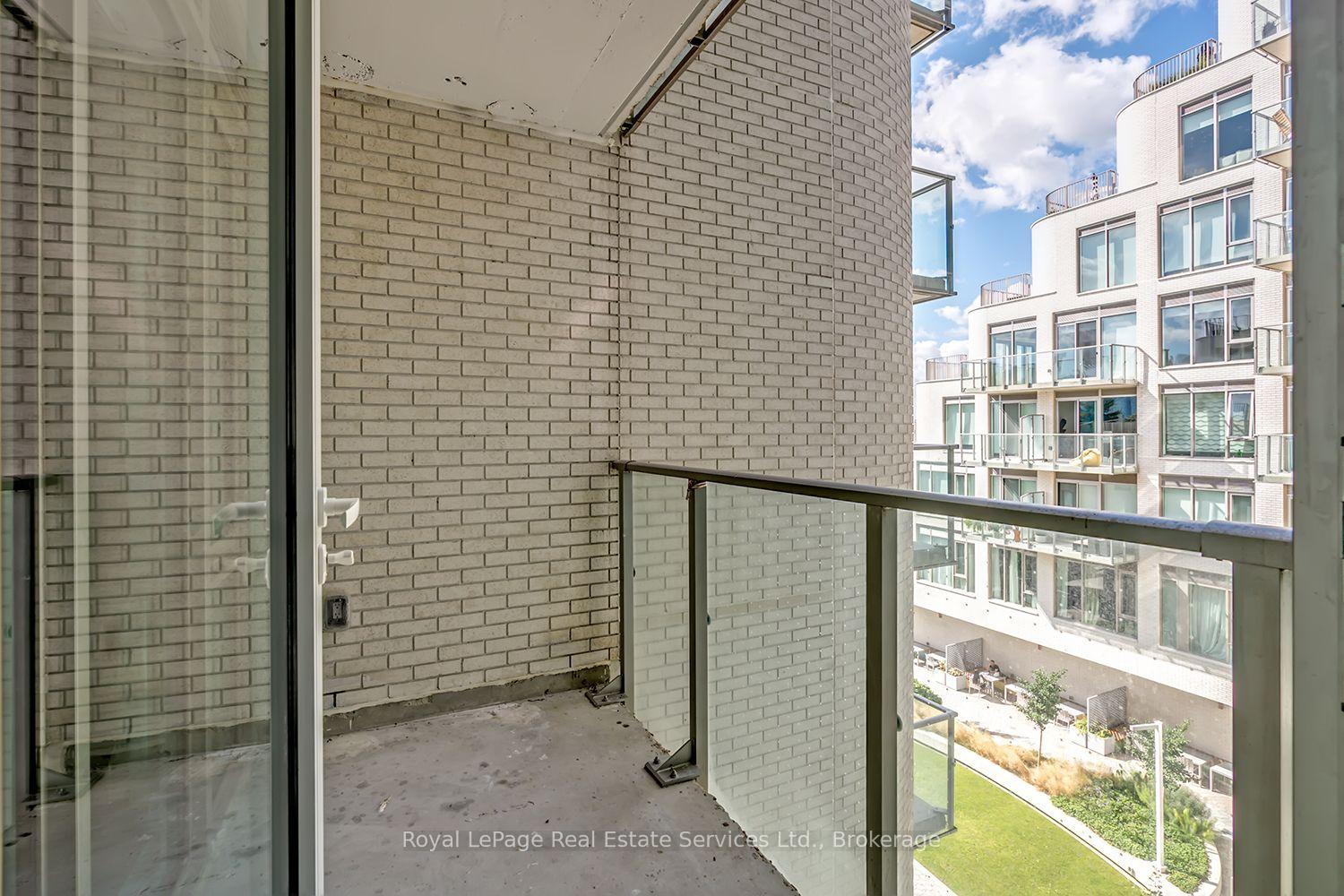 Photo 7 of Unit 431, 689 The Queensway, Etobicoke, Stonegate-Queensway — HOMEH