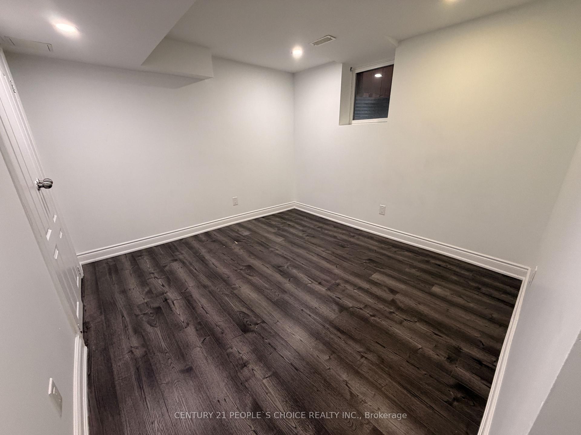 Photo 9 of Unit Unit 2, 36 Allangrove Drive, Brampton, Fletcher's Meadow — HOMEH