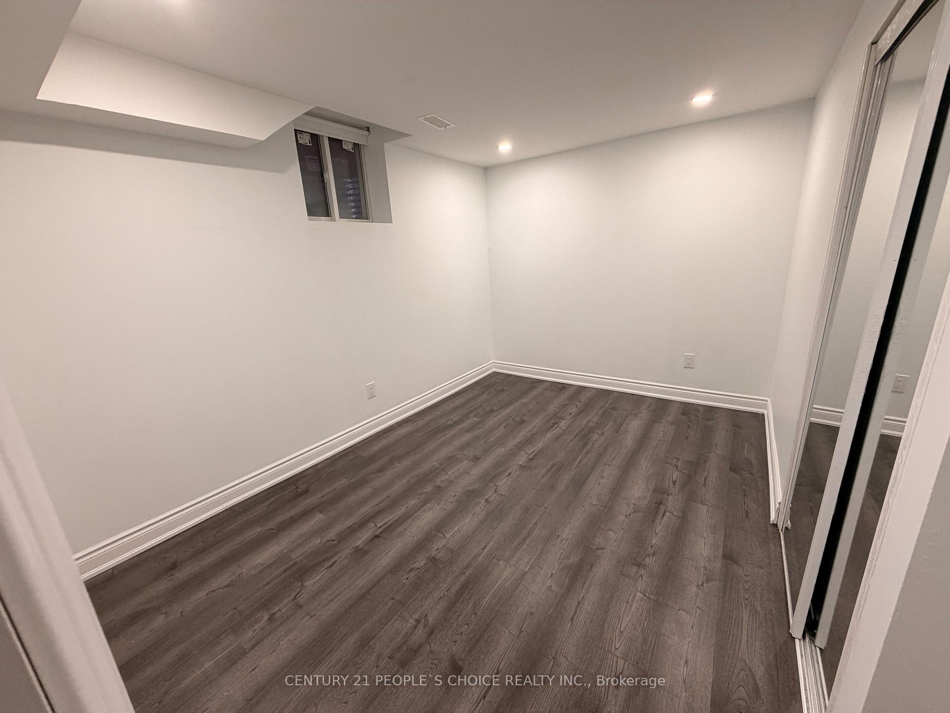Photo 10 of Unit Unit 2, 36 Allangrove Drive, Brampton, Fletcher's Meadow — HOMEH