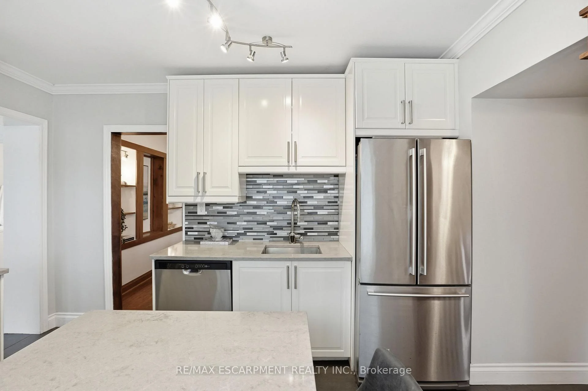 Photo 22 of 230 Beach Boulevard, Hamilton, Hamilton Beach — HOMEH