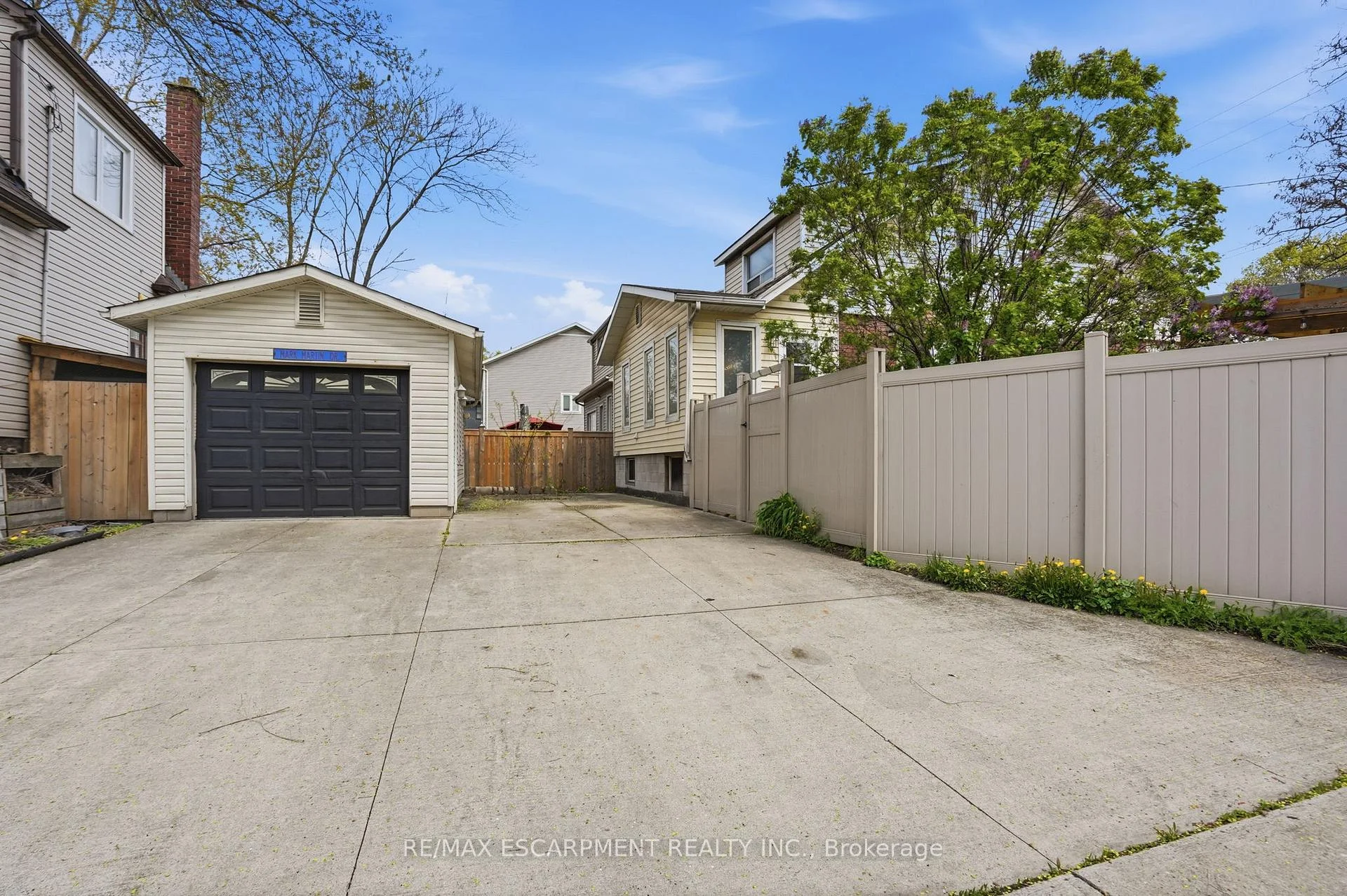 Photo 54 of 230 Beach Boulevard, Hamilton, Hamilton Beach — HOMEH