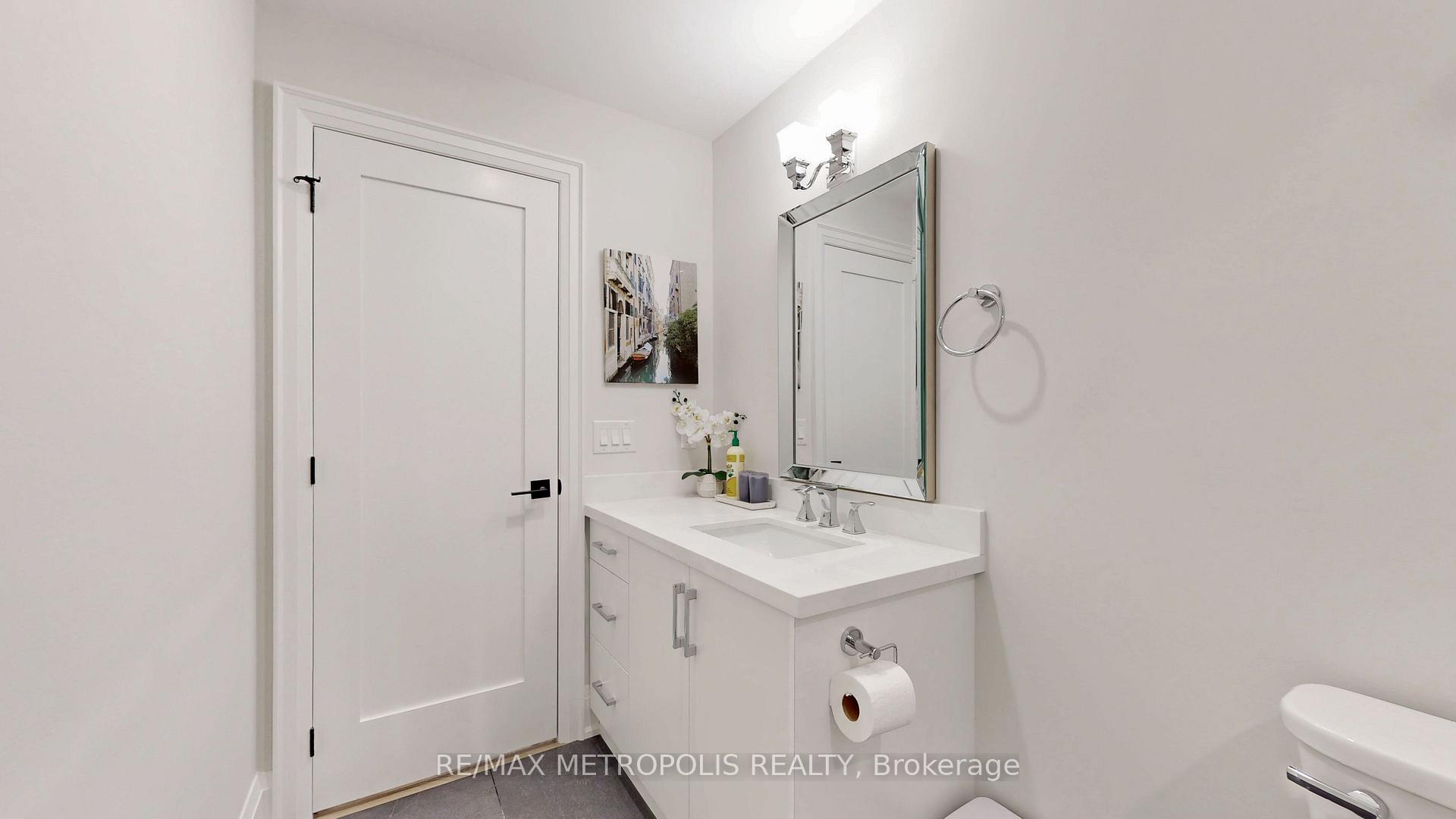 Photo 2 of Unit 2&3 Floor, 165 Manning Avenue, Toronto, Trinity-Bellwoods — HOMEH