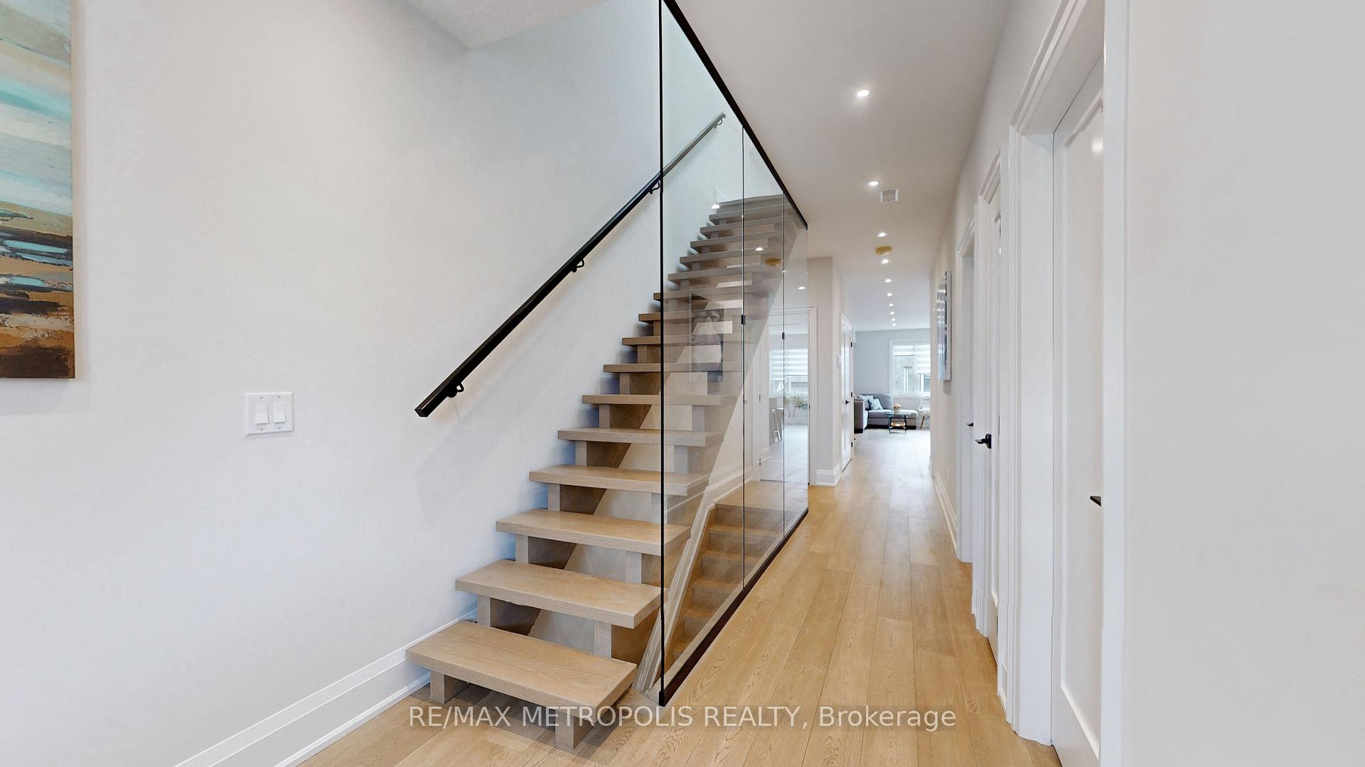 Photo 6 of Unit 2&3 Floor, 165 Manning Avenue, Toronto, Trinity-Bellwoods — HOMEH