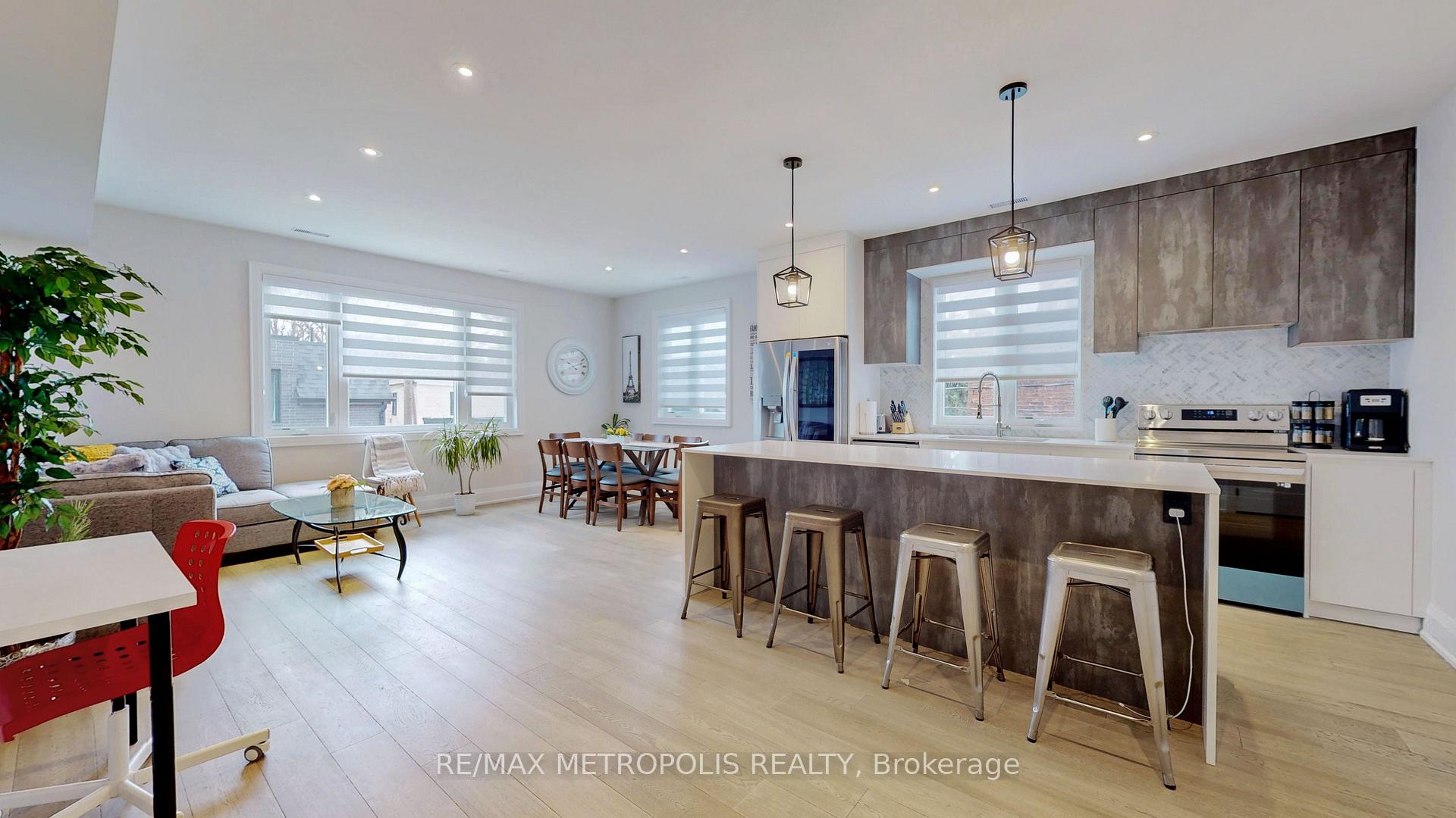 Photo 8 of Unit 2&3 Floor, 165 Manning Avenue, Toronto, Trinity-Bellwoods — HOMEH