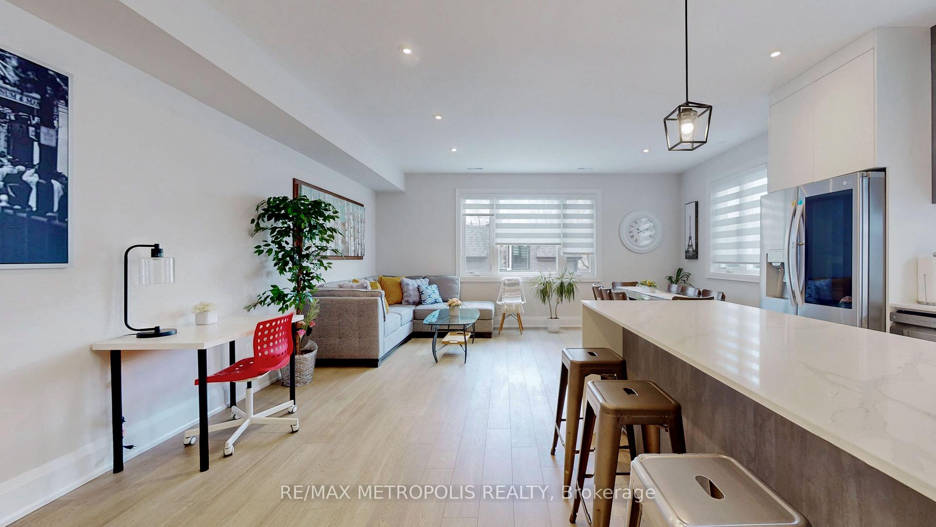 Photo 9 of Unit 2&3 Floor, 165 Manning Avenue, Toronto, Trinity-Bellwoods — HOMEH