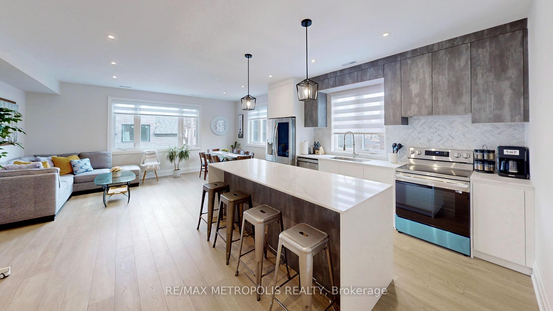 Photo 17 of Unit 2&3 Floor, 165 Manning Avenue, Toronto, Trinity-Bellwoods — HOMEH