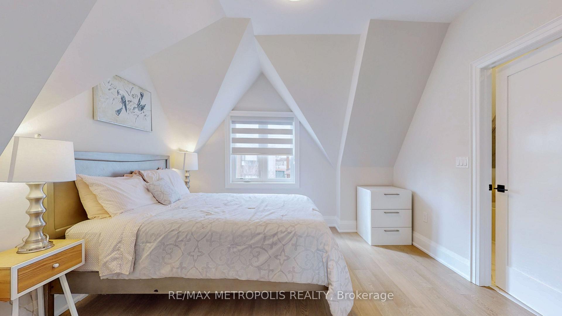 Photo 25 of Unit 2&3 Floor, 165 Manning Avenue, Toronto, Trinity-Bellwoods — HOMEH