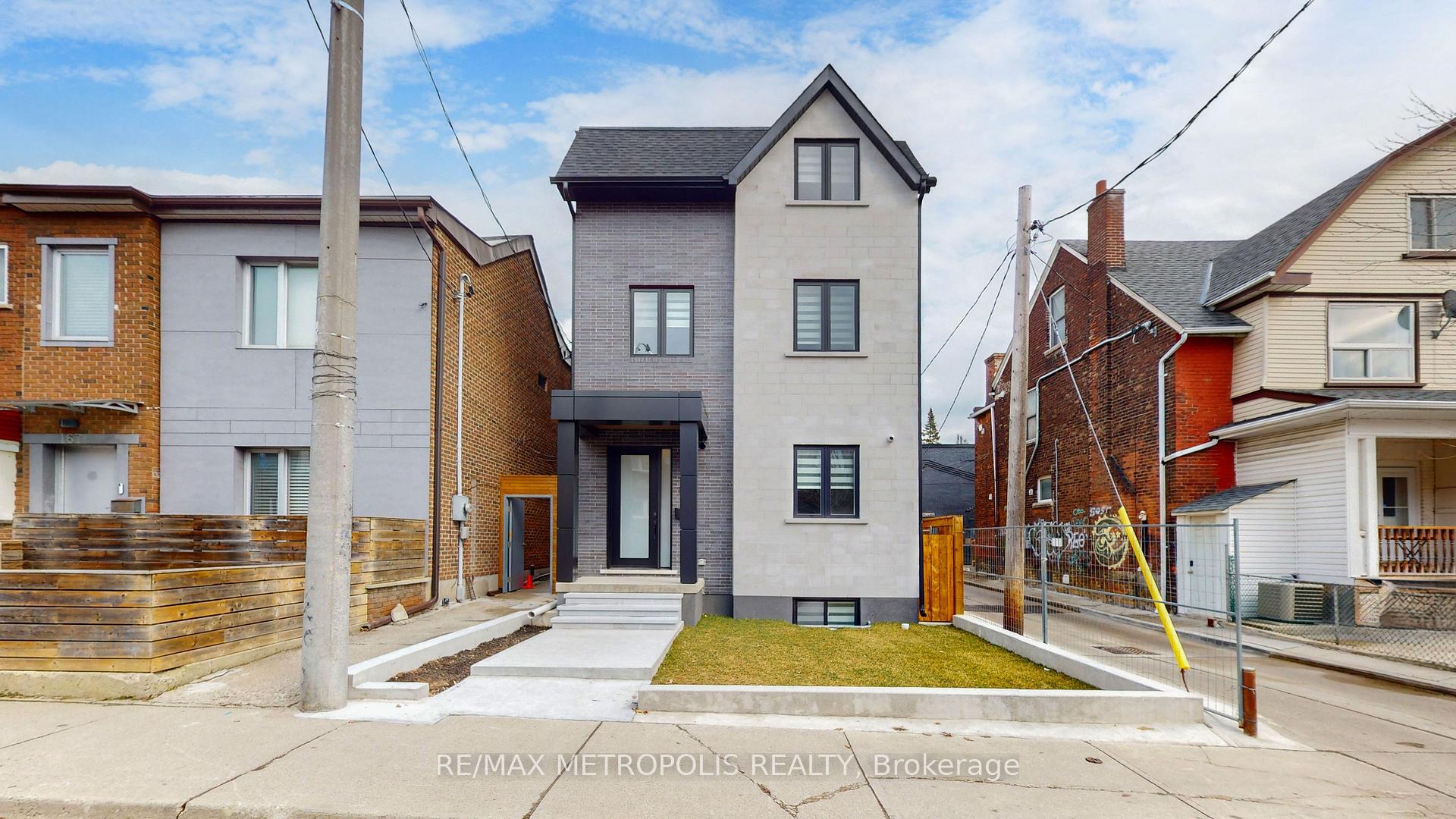Photo 28 of Unit 2&3 Floor, 165 Manning Avenue, Toronto, Trinity-Bellwoods — HOMEH