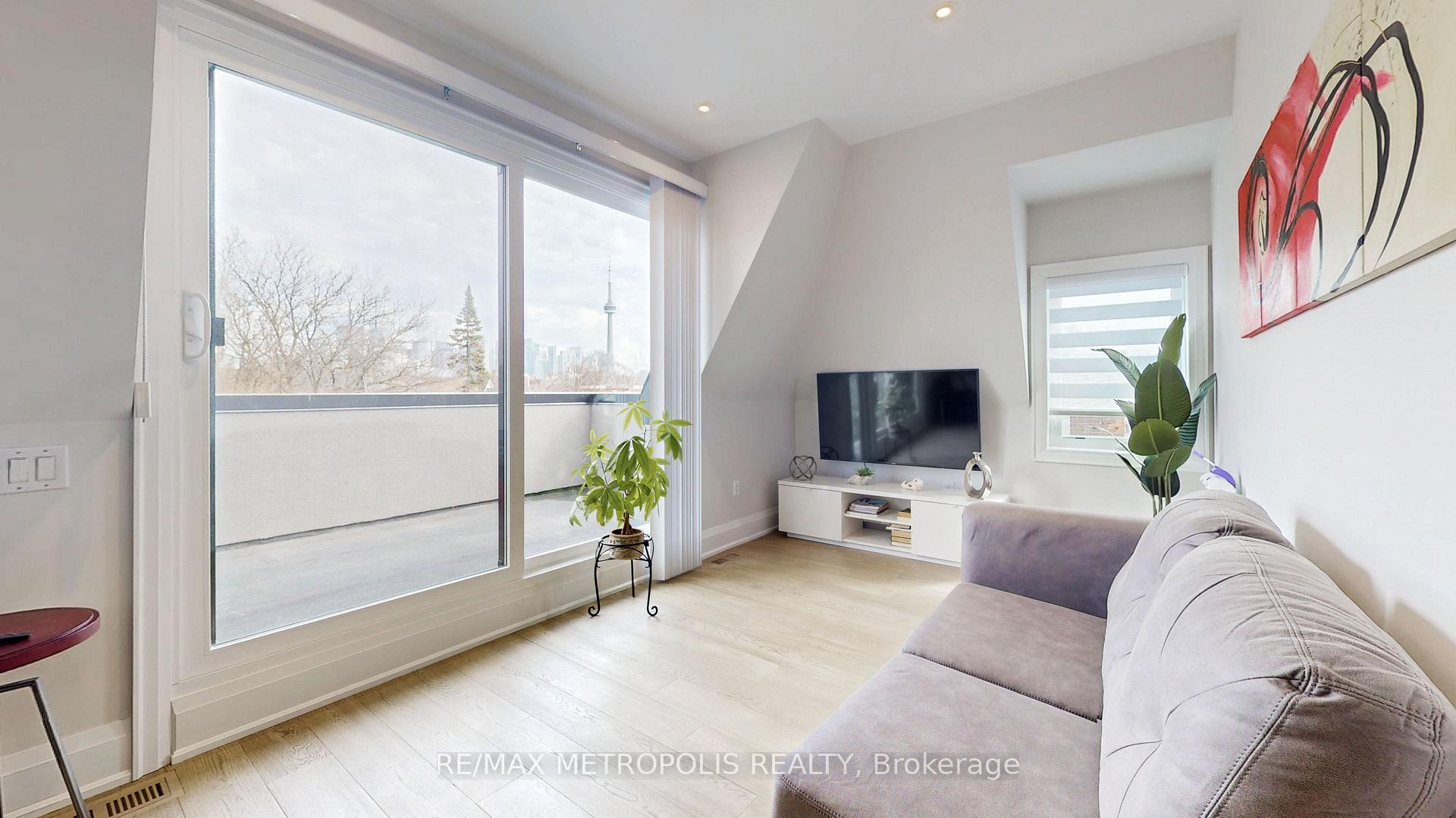 Photo 29 of Unit 2&3 Floor, 165 Manning Avenue, Toronto, Trinity-Bellwoods — HOMEH