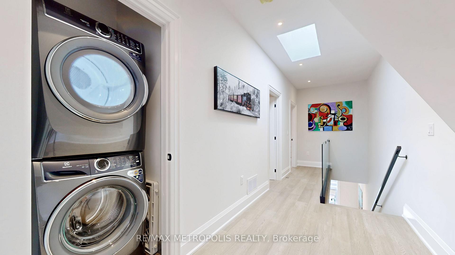 Photo 32 of Unit 2&3 Floor, 165 Manning Avenue, Toronto, Trinity-Bellwoods — HOMEH