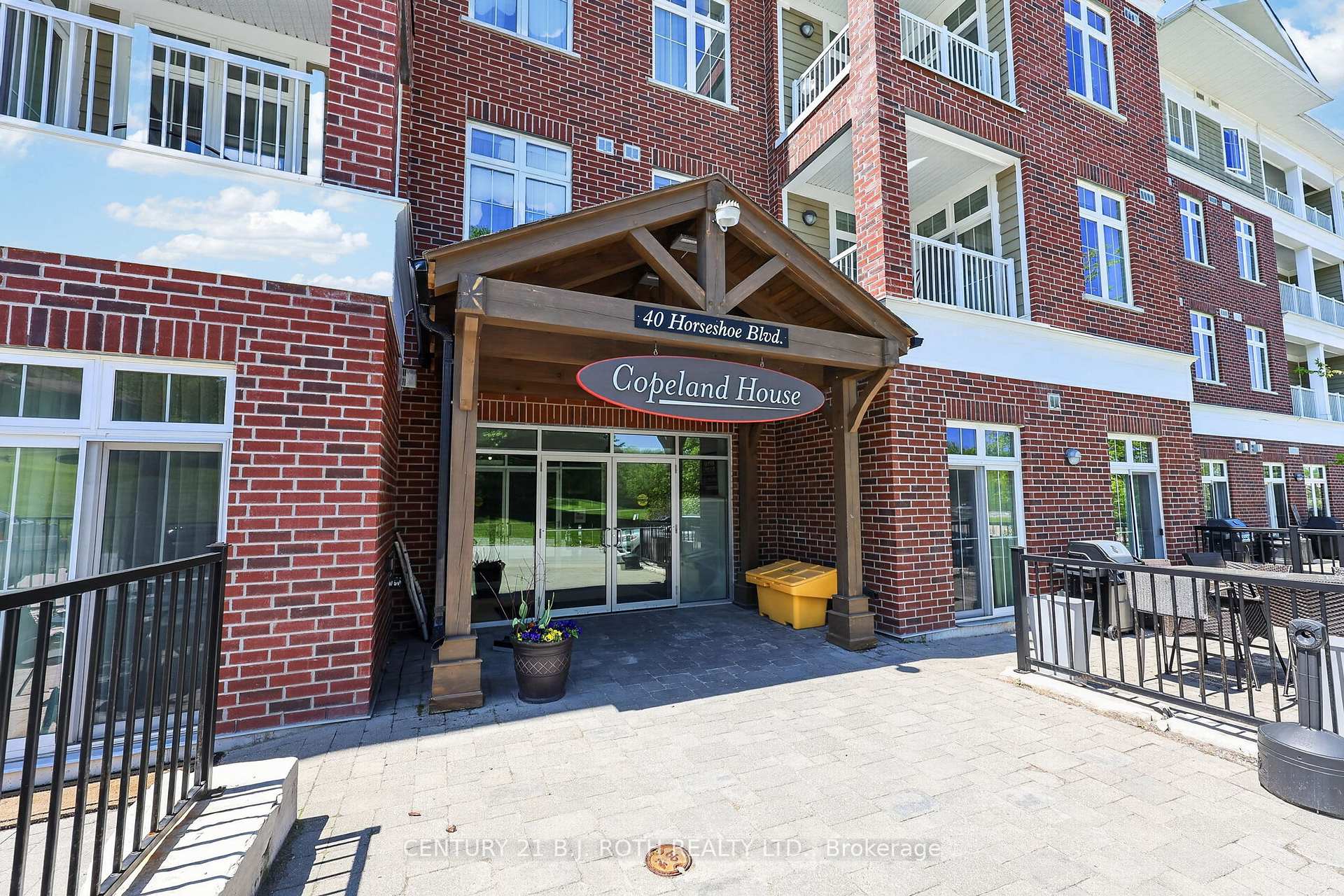 Photo of Unit 310, 40 Horseshoe Boulevard