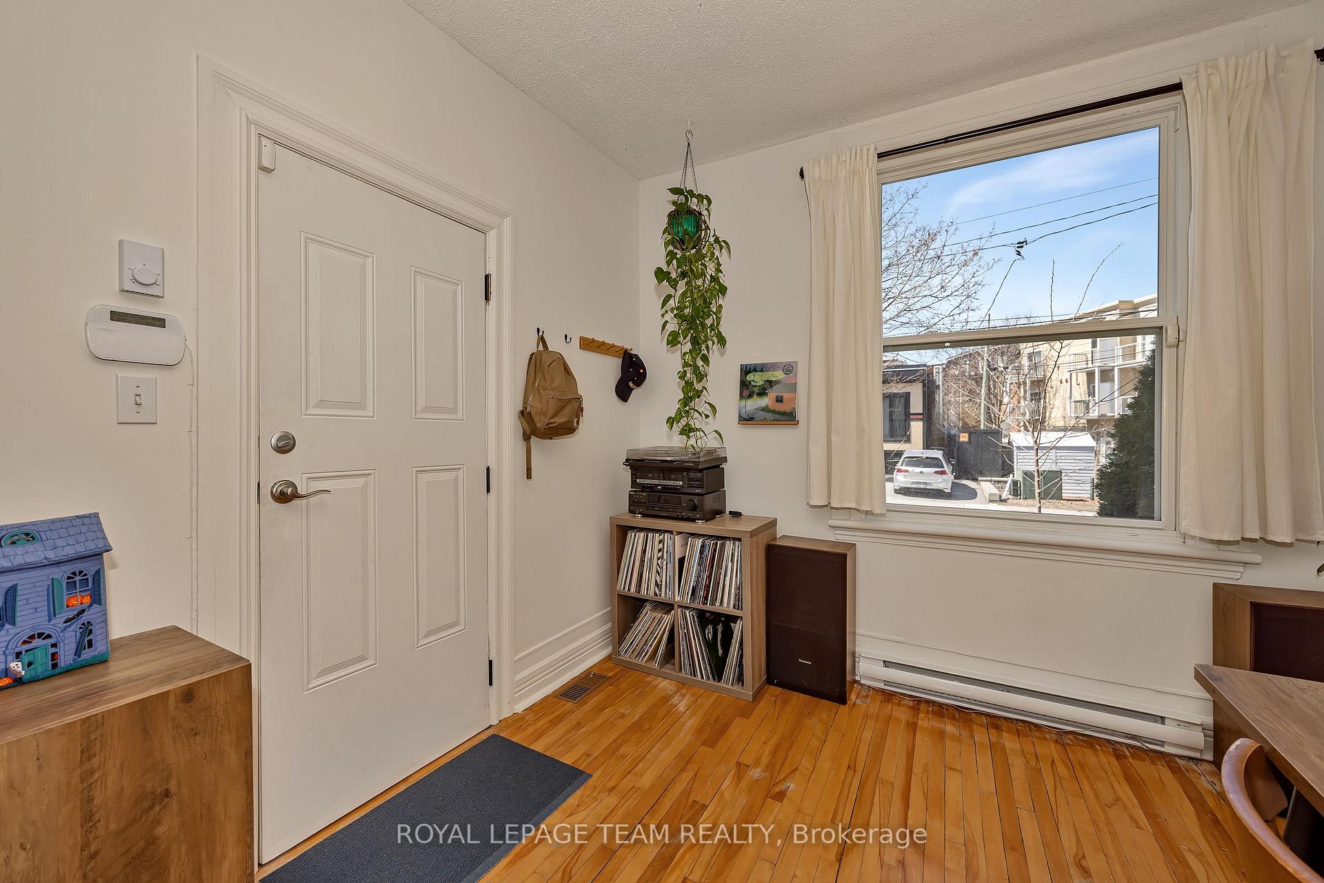 Photo 6 of 11 Sherbrooke Avenue, Ottawa, Hintonburg — HOMEH