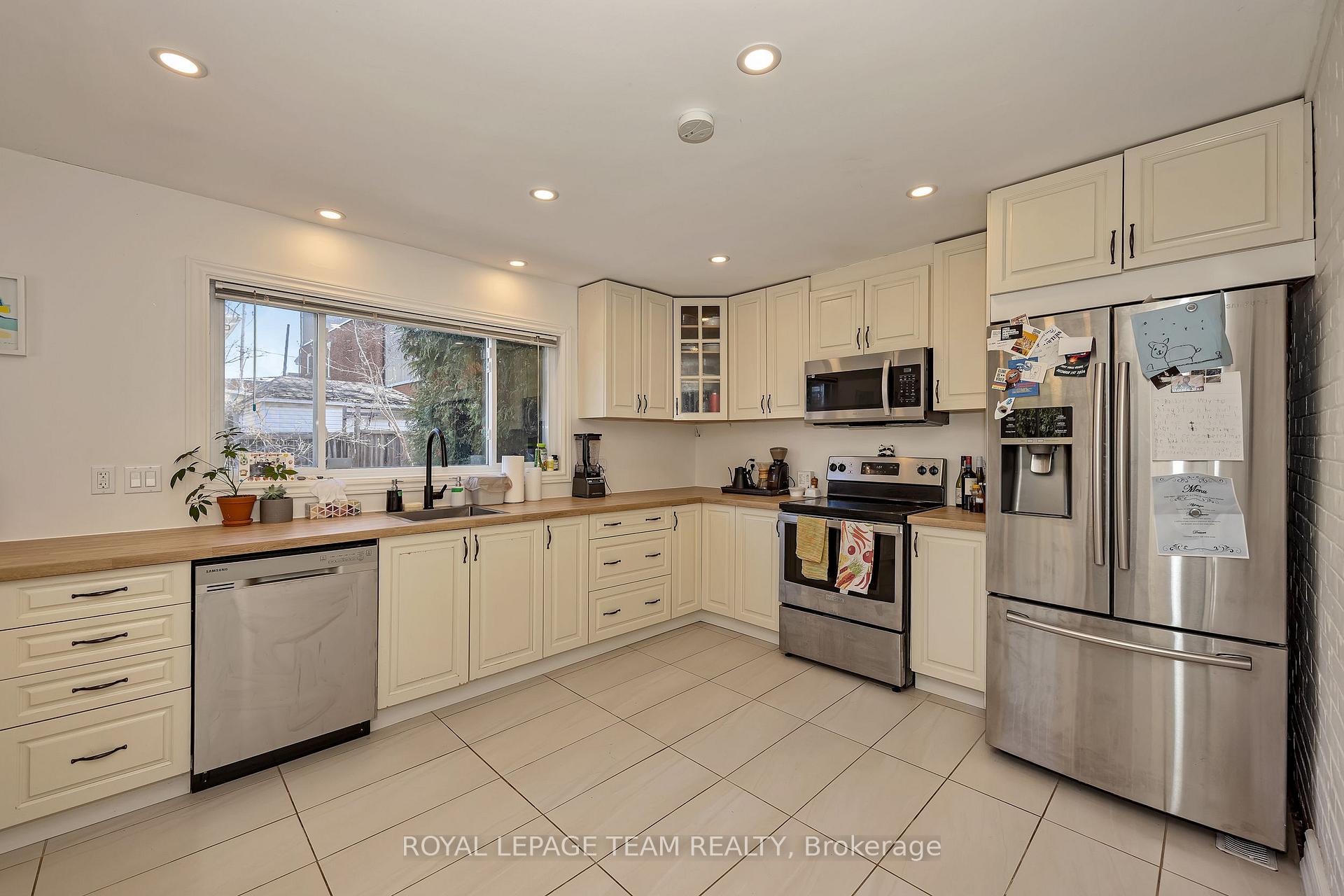 Photo 13 of 11 Sherbrooke Avenue, Ottawa, Hintonburg — HOMEH