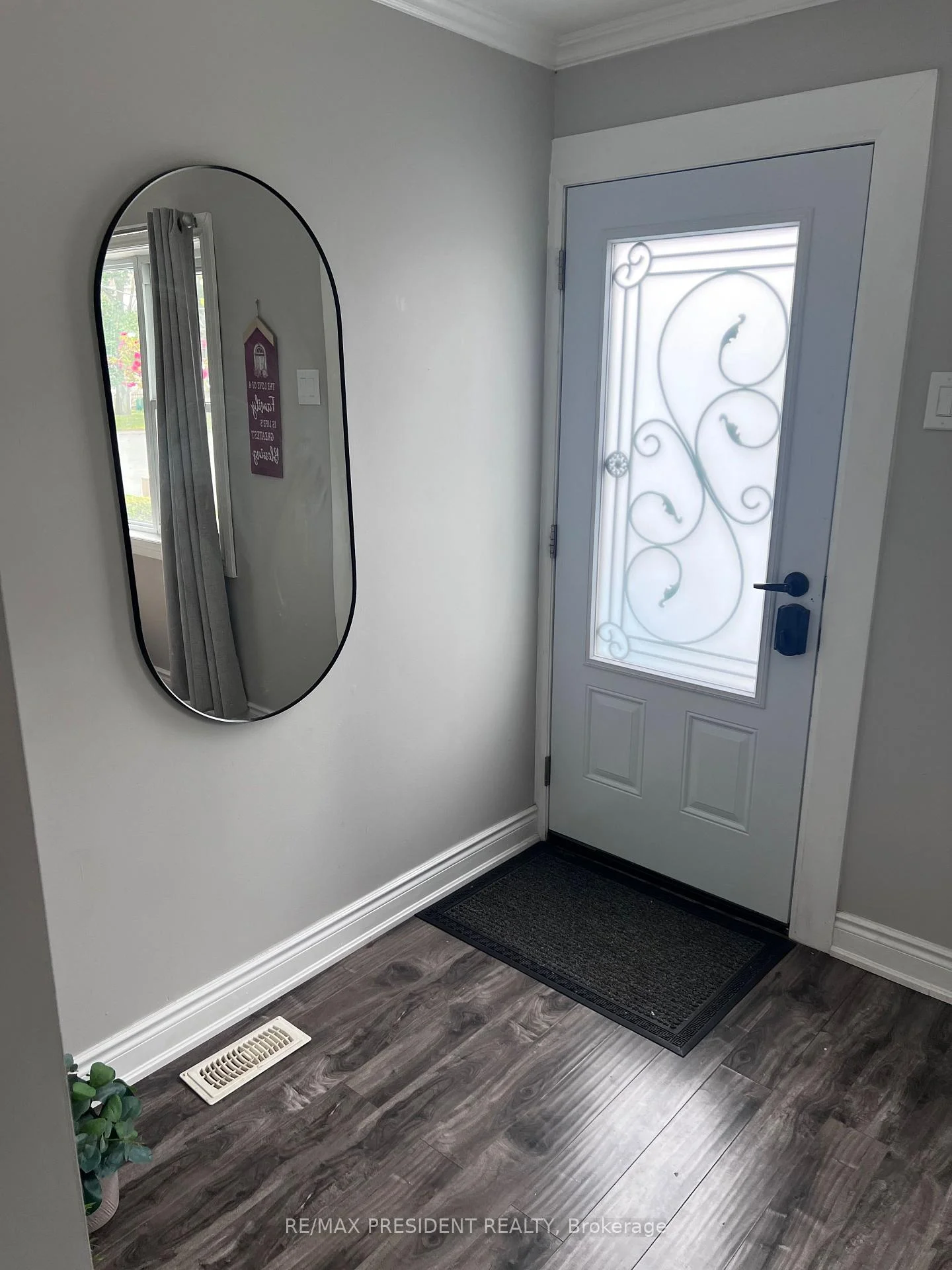 Photo 12 of 5709 Temperance Avenue N, Niagara Falls, Hospital — HOMEH
