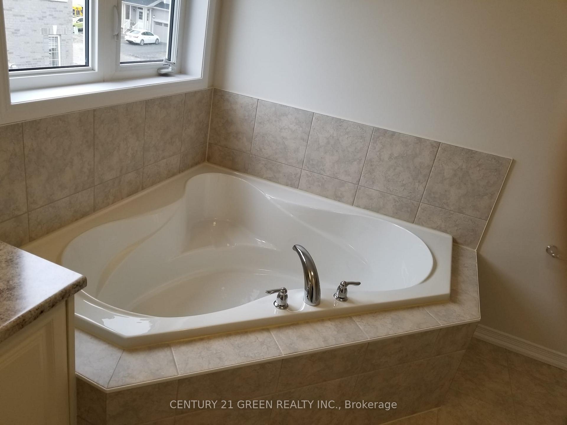 Photo 28 of 28 Sara Drive, Thorold, Hurricane/Merrittville — HOMEH