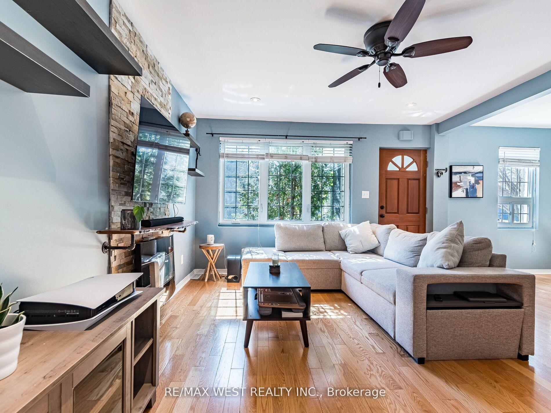 Photo 7 of 76 Laburnham Avenue, Etobicoke, Long Branch — HOMEH