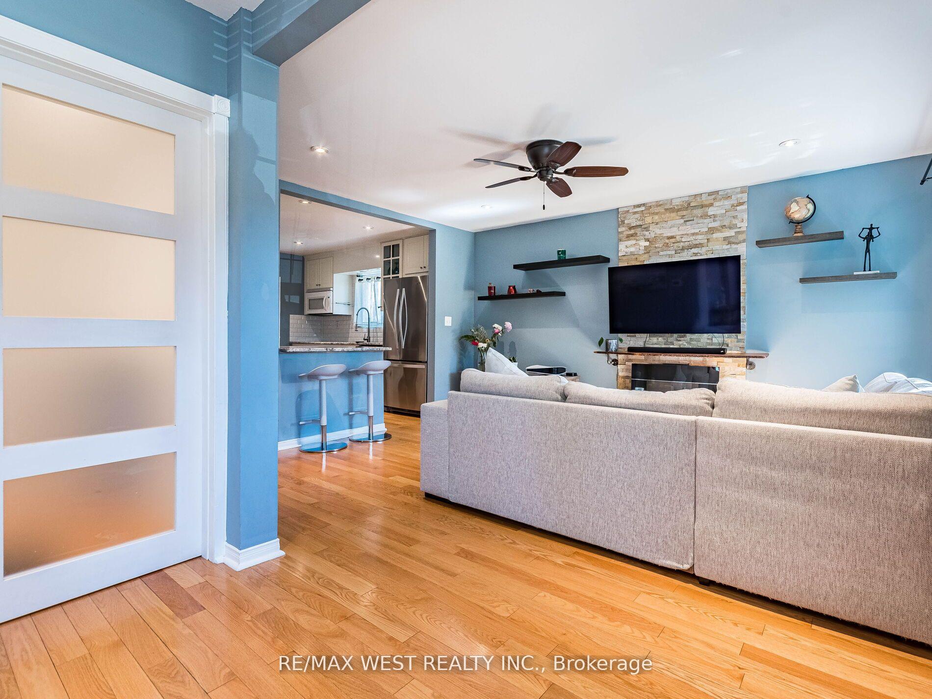 Photo 12 of 76 Laburnham Avenue, Etobicoke, Long Branch — HOMEH