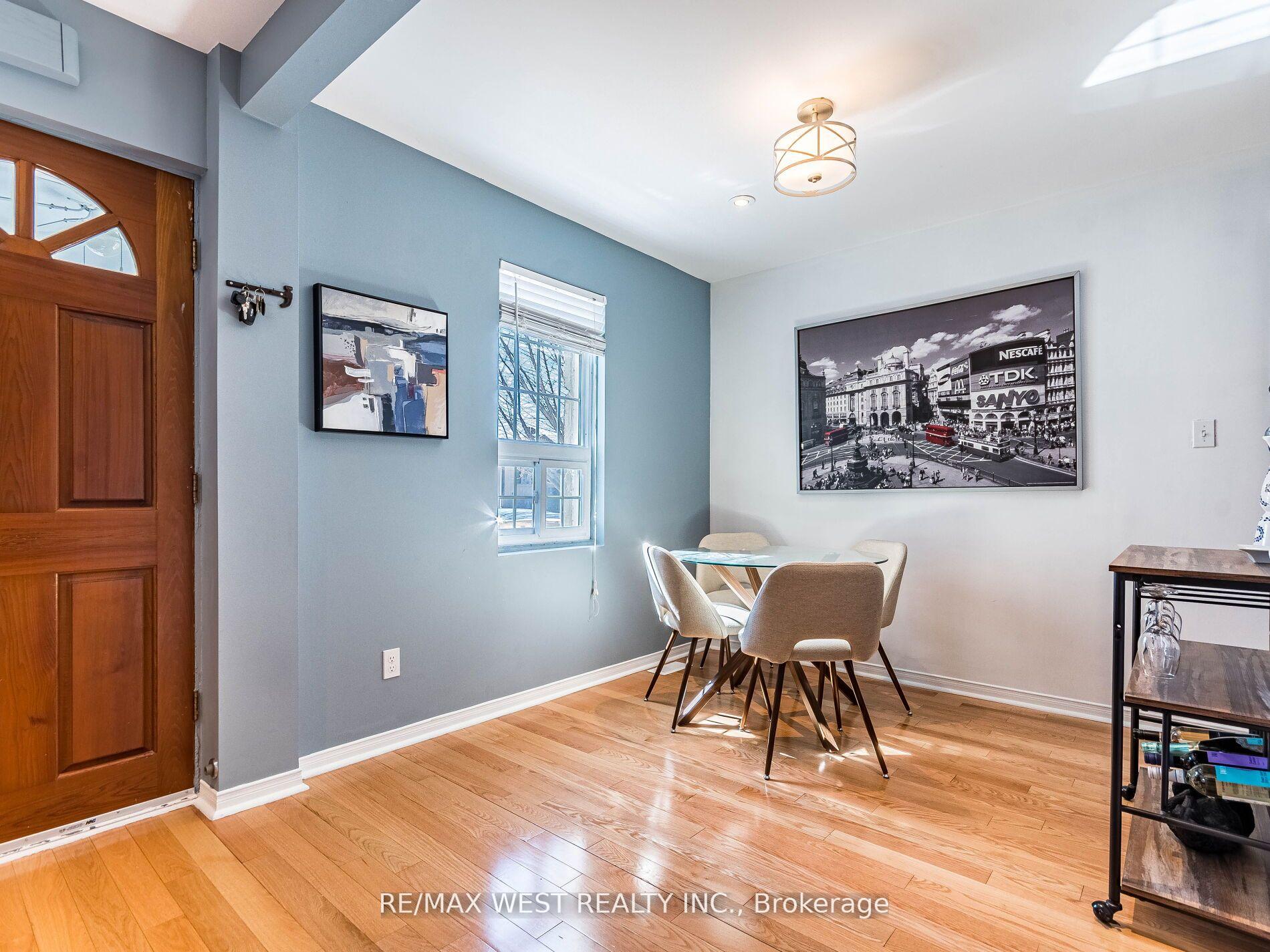 Photo 16 of 76 Laburnham Avenue, Etobicoke, Long Branch — HOMEH