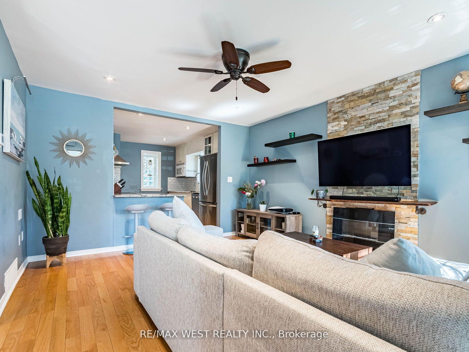 Photo 17 of 76 Laburnham Avenue, Etobicoke, Long Branch — HOMEH