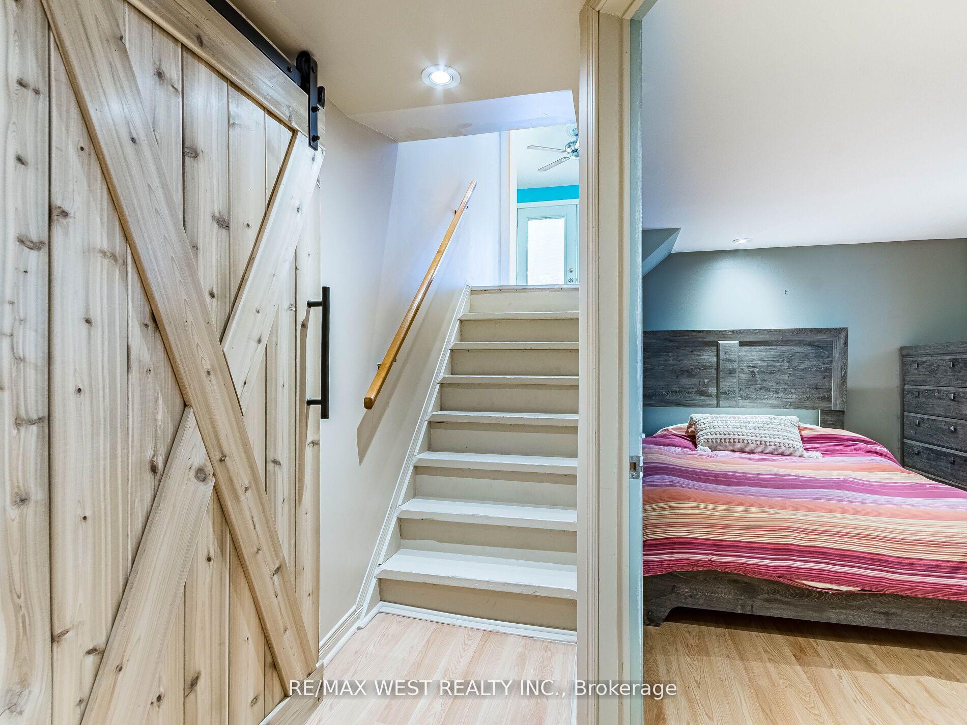 Photo 23 of 76 Laburnham Avenue, Etobicoke, Long Branch — HOMEH