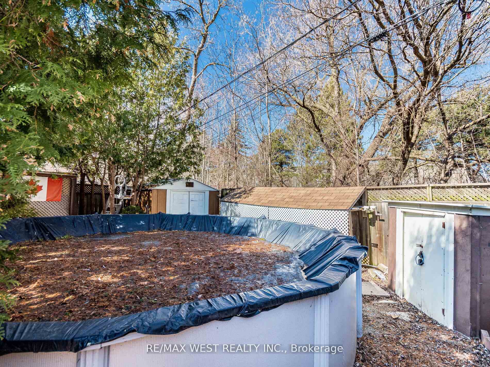 Photo 42 of 76 Laburnham Avenue, Etobicoke, Long Branch — HOMEH