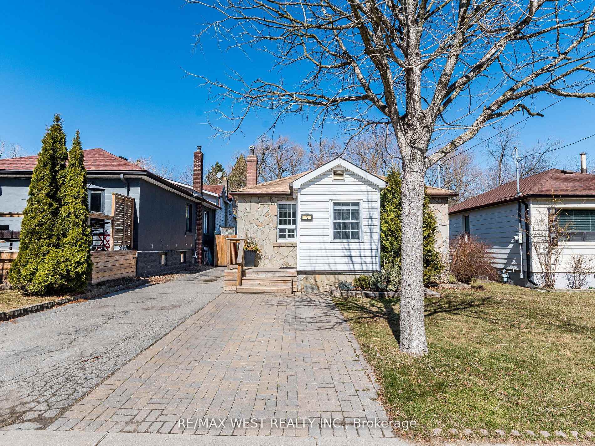 Photo 50 of 76 Laburnham Avenue, Etobicoke, Long Branch — HOMEH