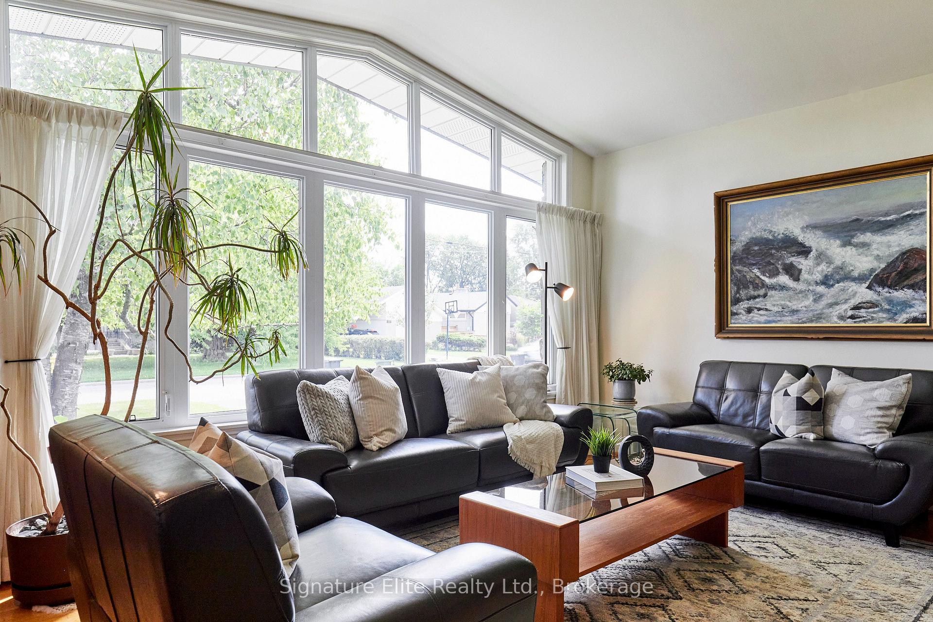 Photo 2 of 122 Haileybury Drive, Scarborough, Bendale — HOMEH