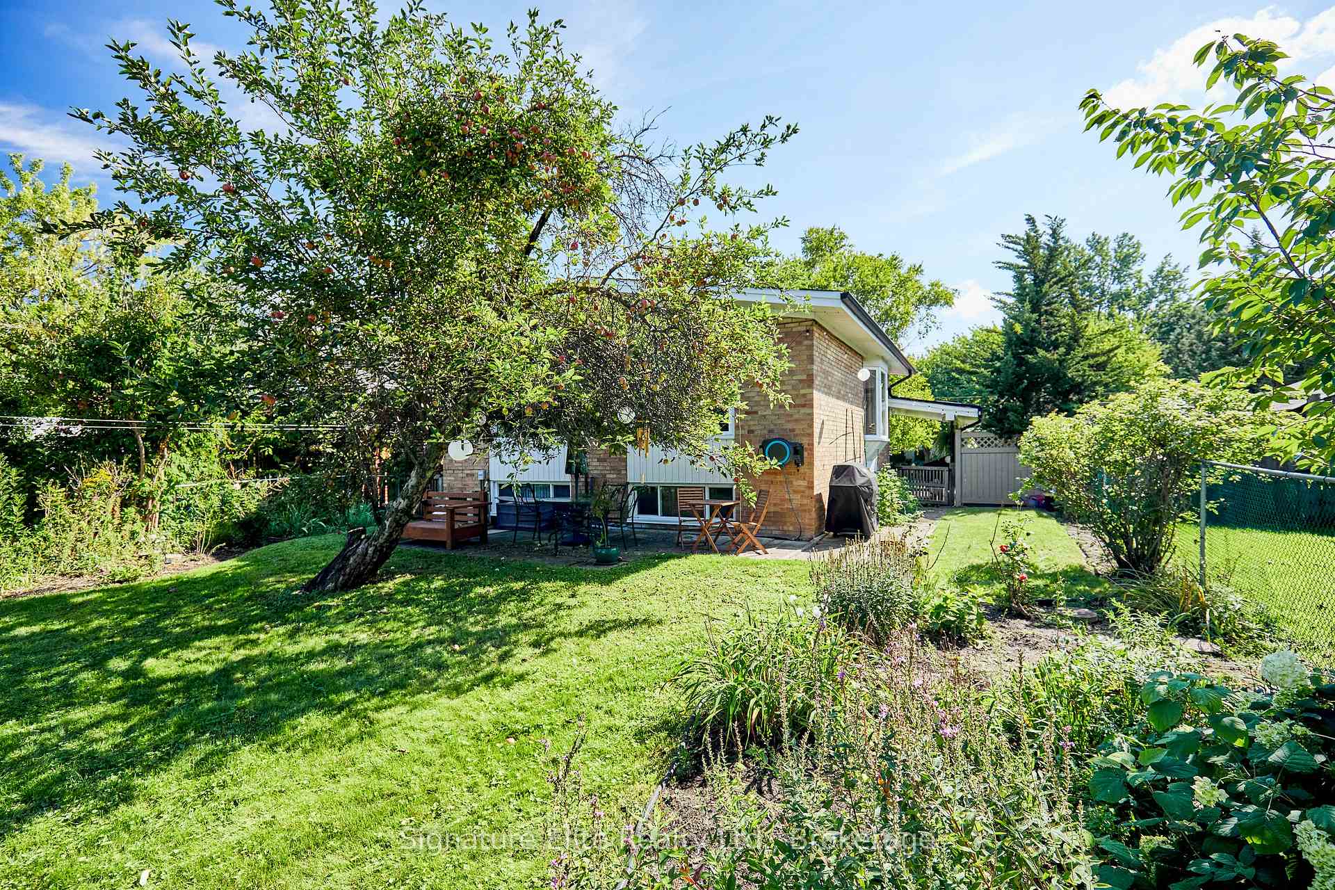 Photo 52 of 122 Haileybury Drive, Scarborough, Bendale — HOMEH
