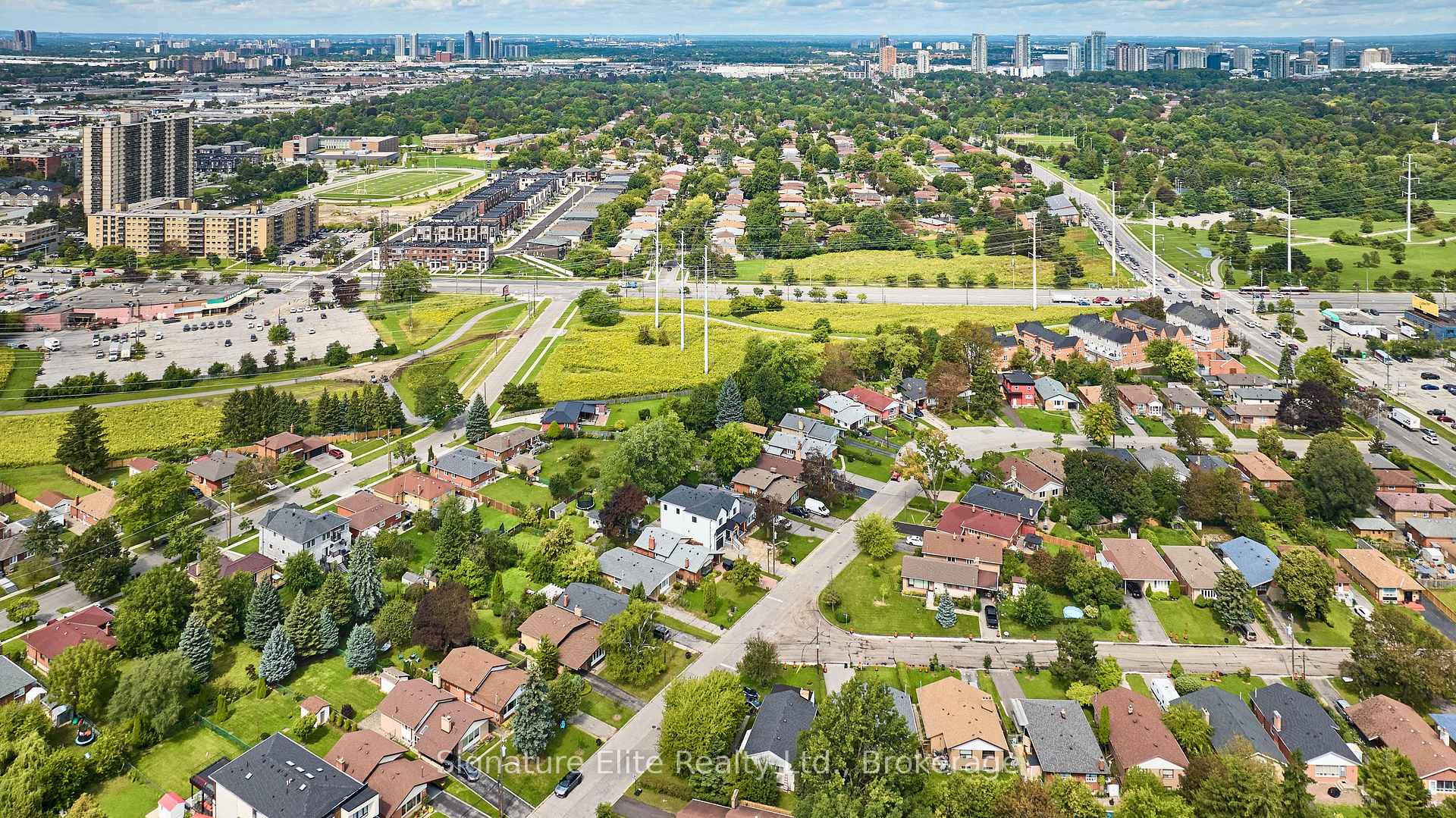 Photo 58 of 122 Haileybury Drive, Scarborough, Bendale — HOMEH