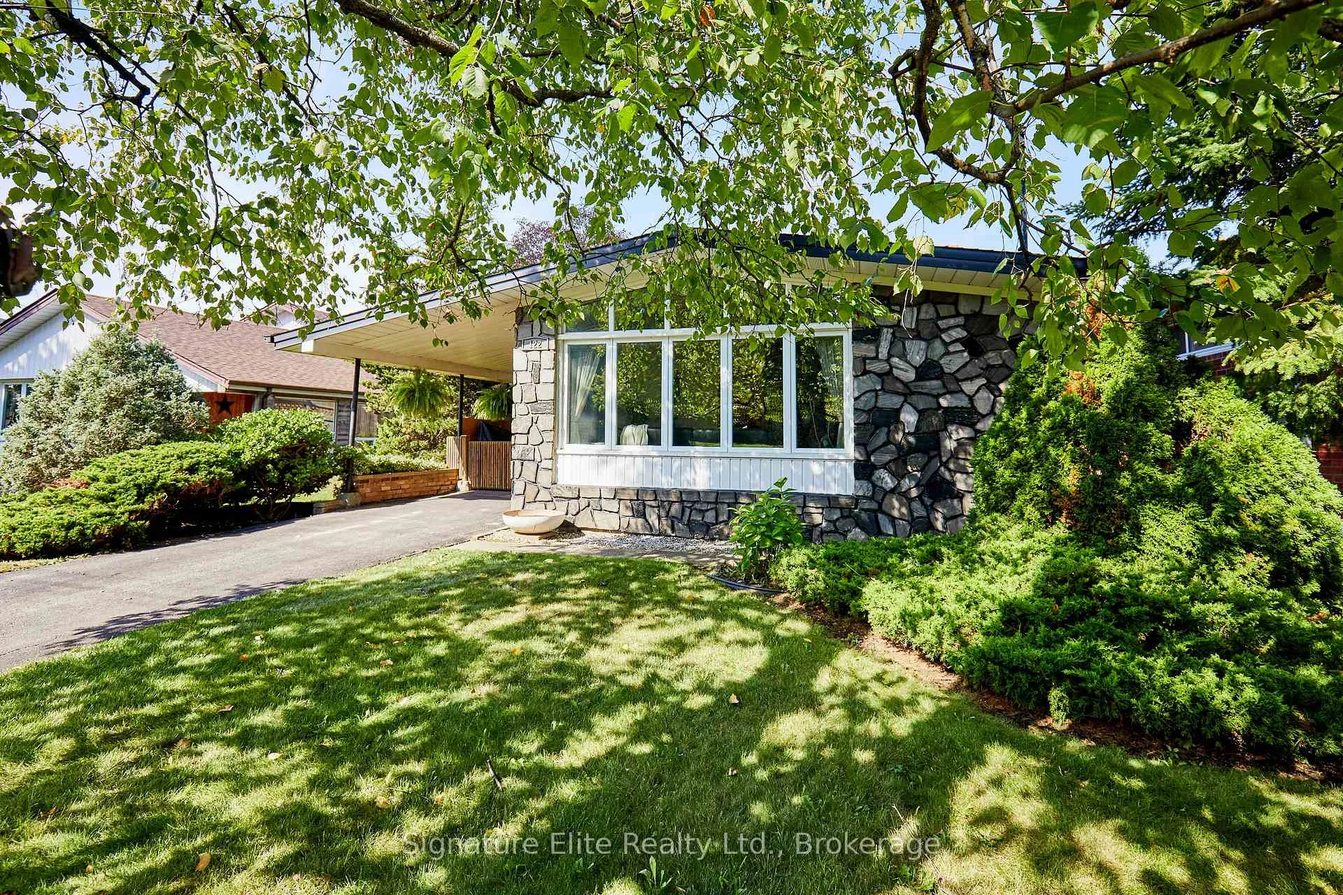 Photo 4 of 122 Haileybury Drive, Scarborough, Bendale — HOMEH