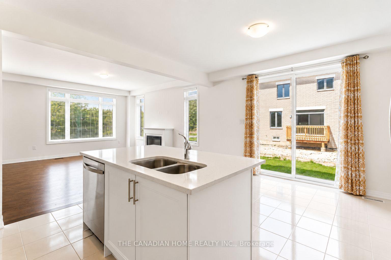 Photo 15 of 3 Blain Drive, Hamilton, Binbrook — HOMEH