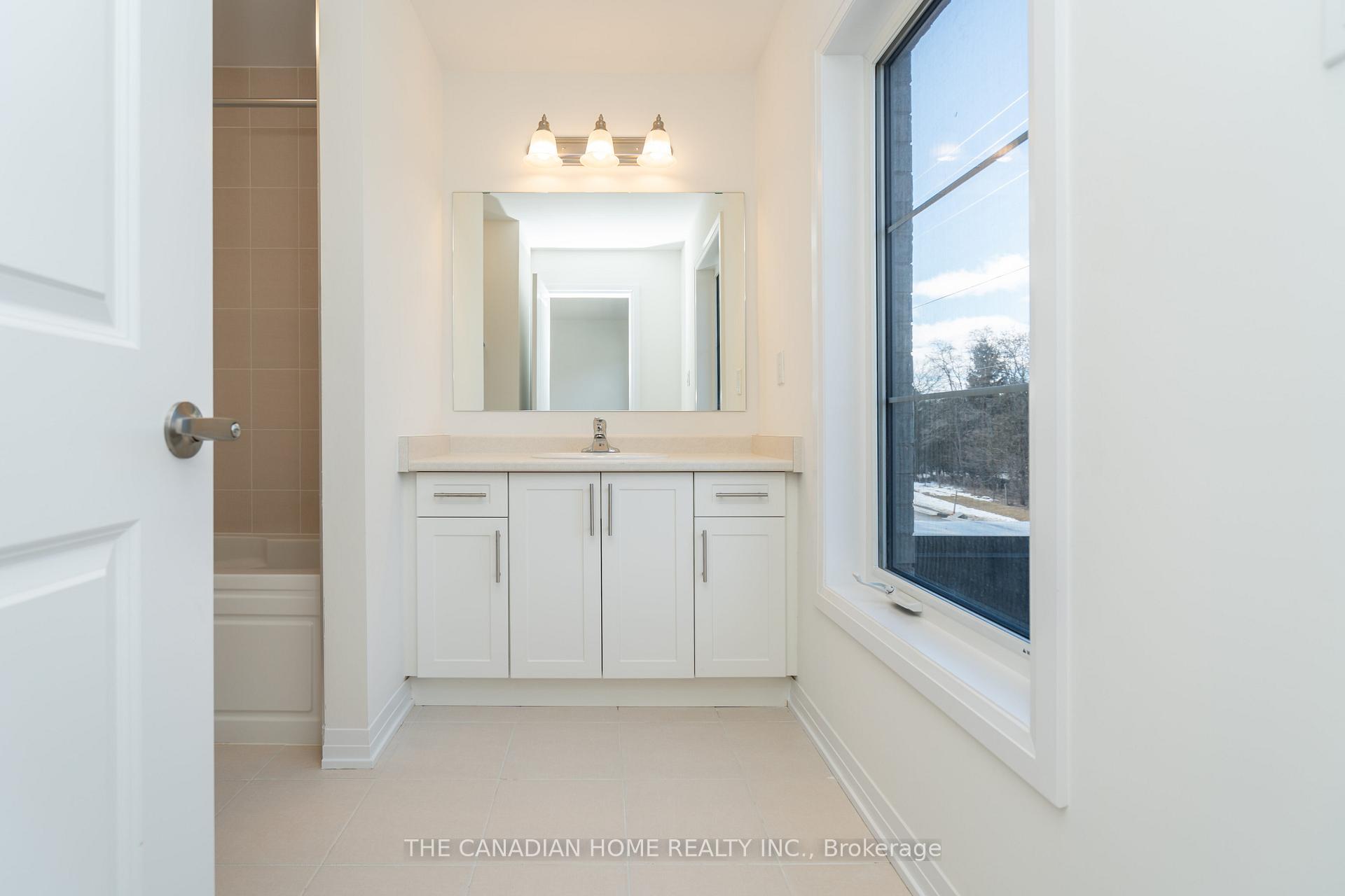 Photo 32 of 3 Blain Drive, Hamilton, Binbrook — HOMEH