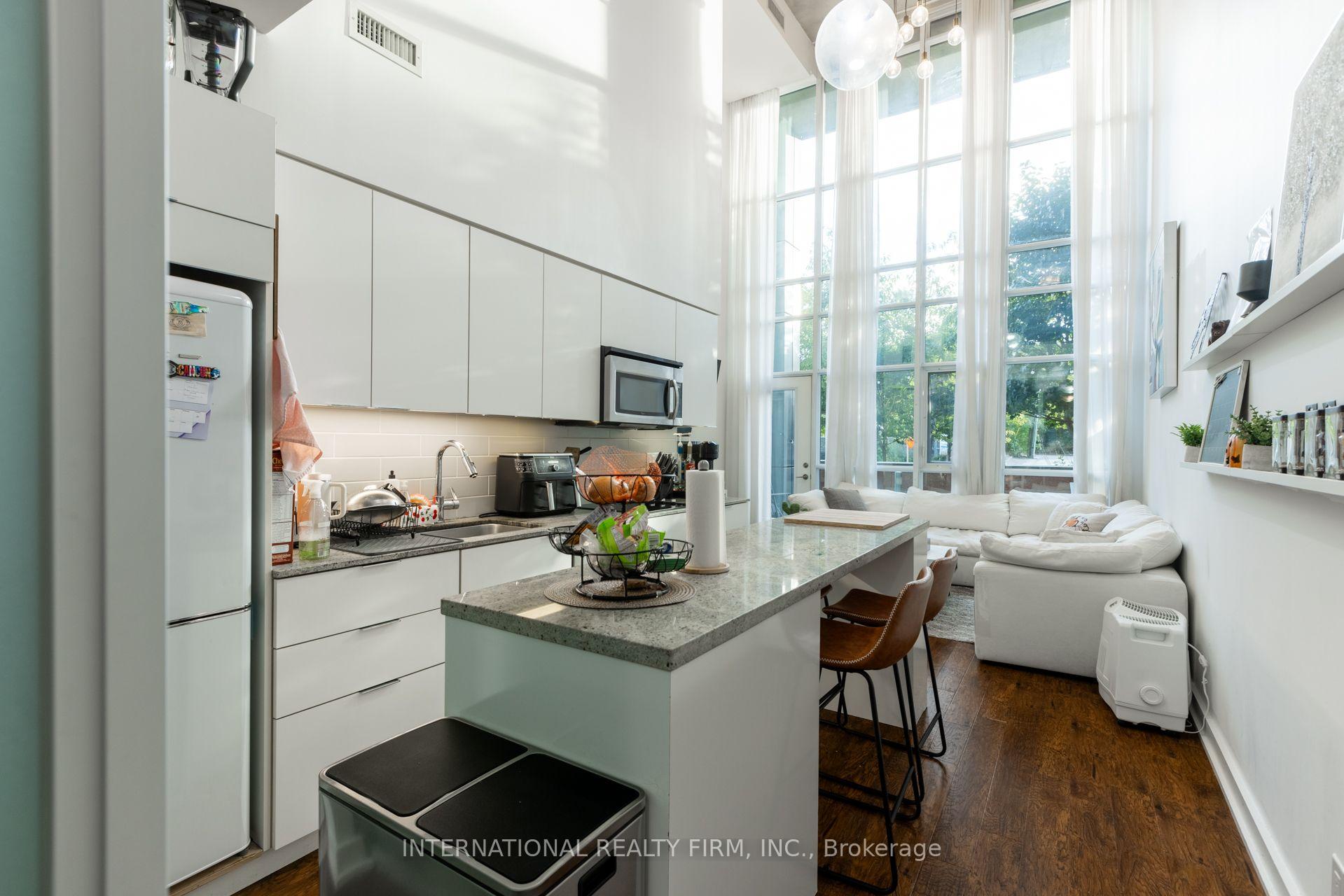 Photo 3 of Unit 110, 5 Hanna Avenue, Toronto, Niagara — HOMEH