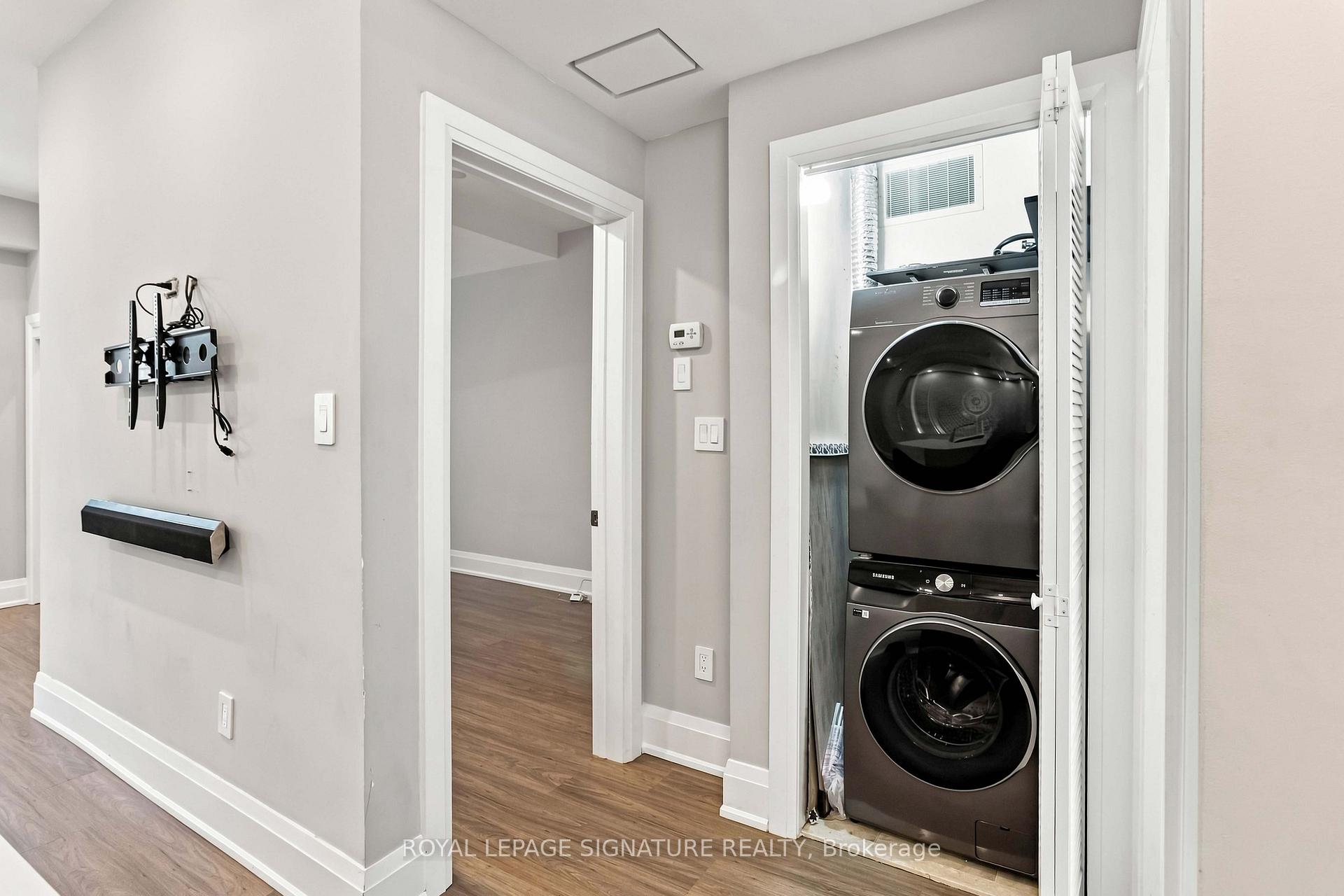 Photo 1 of Unit 9, 605 Shoreline Drive, Mississauga, Cooksville — HOMEH