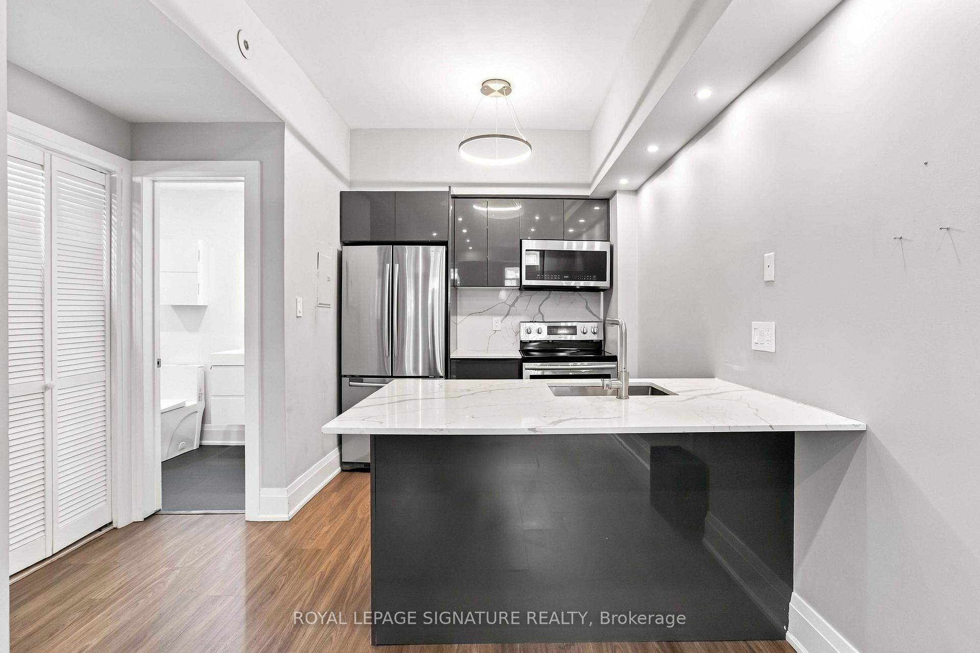 Photo 5 of Unit 9, 605 Shoreline Drive, Mississauga, Cooksville — HOMEH