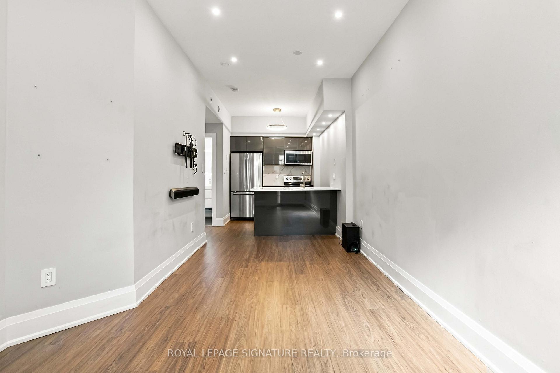Photo 7 of Unit 9, 605 Shoreline Drive, Mississauga, Cooksville — HOMEH