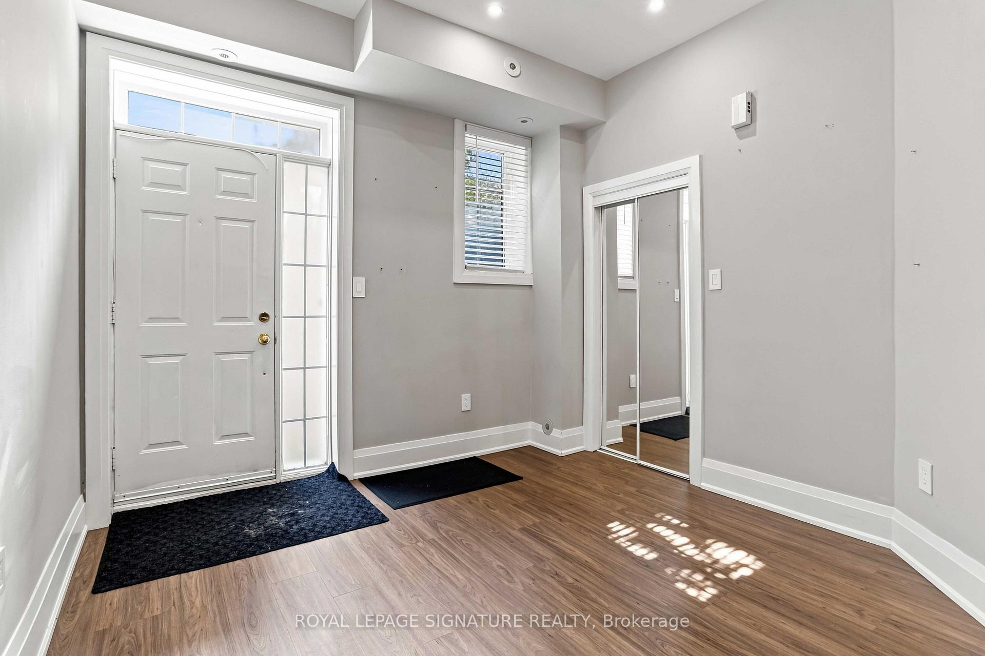 Photo 8 of Unit 9, 605 Shoreline Drive, Mississauga, Cooksville — HOMEH