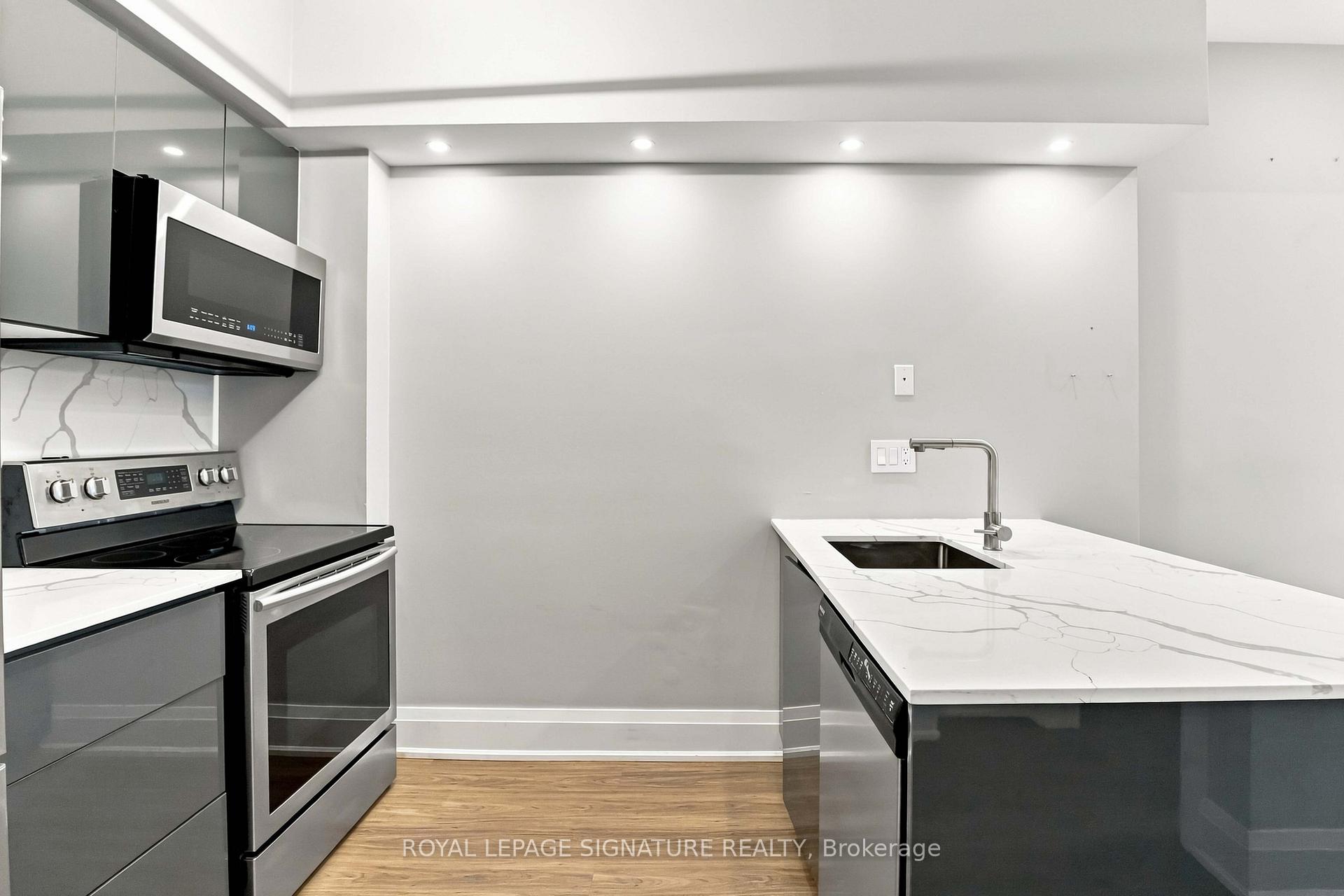 Photo 12 of Unit 9, 605 Shoreline Drive, Mississauga, Cooksville — HOMEH