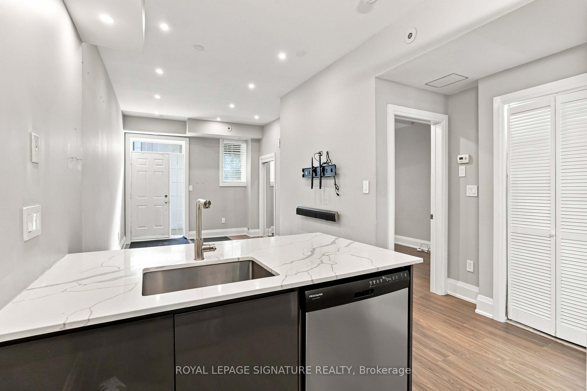 Photo 13 of Unit 9, 605 Shoreline Drive, Mississauga, Cooksville — HOMEH
