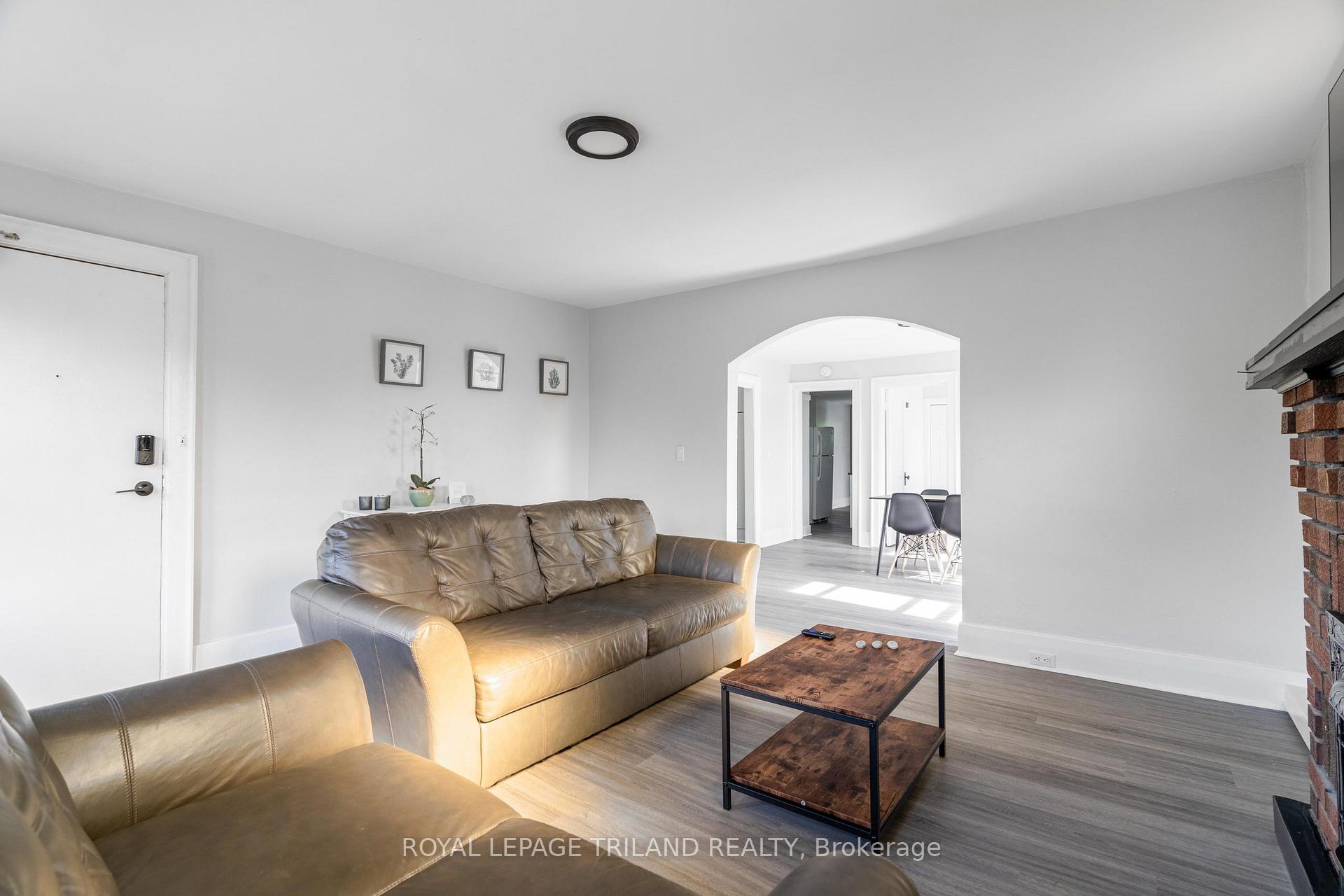 Photo 6 of Unit 9, 425 Mckenzie Avenue, London, South F — HOMEH